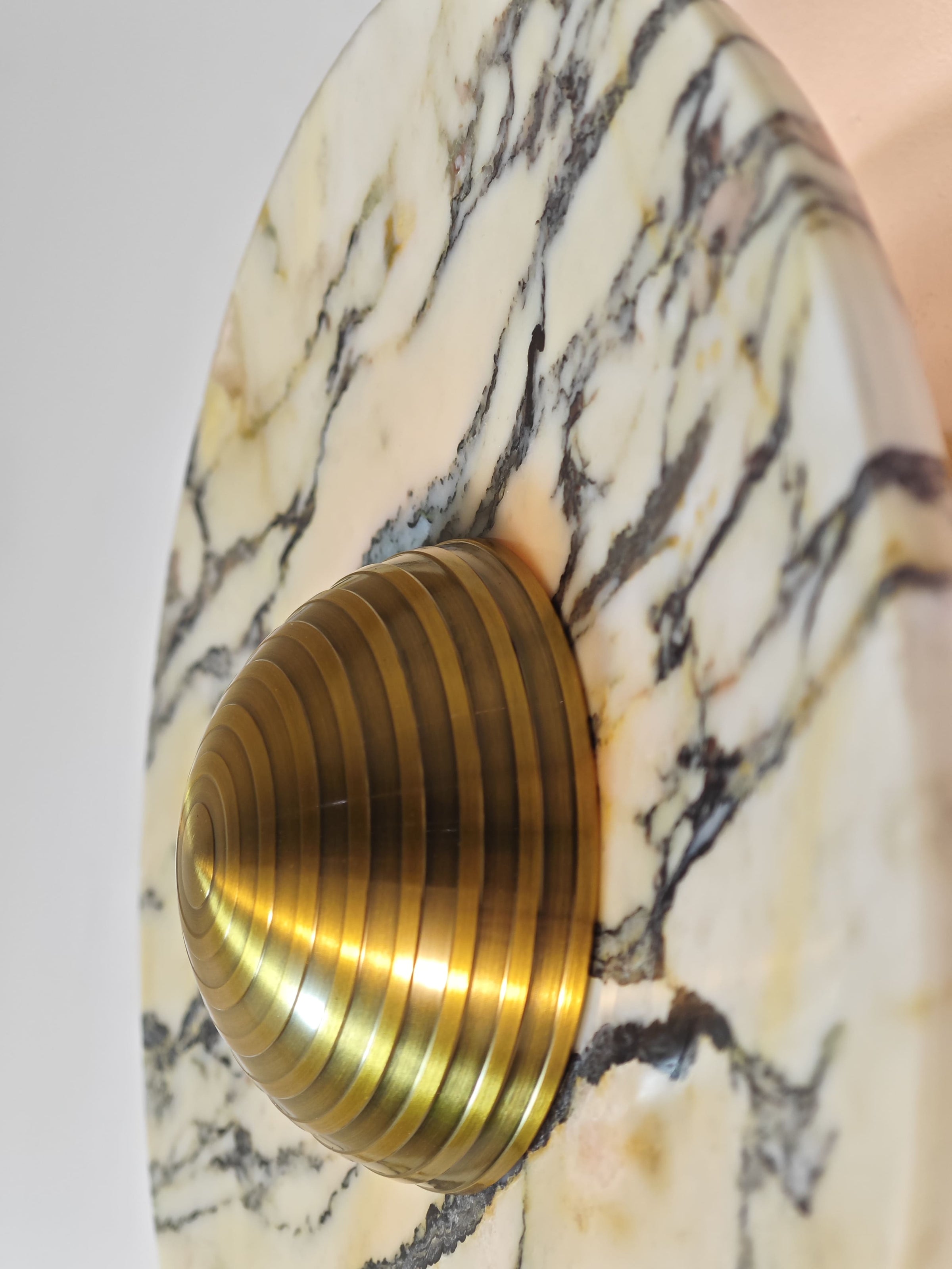 Calacatta Oro Round Sconce