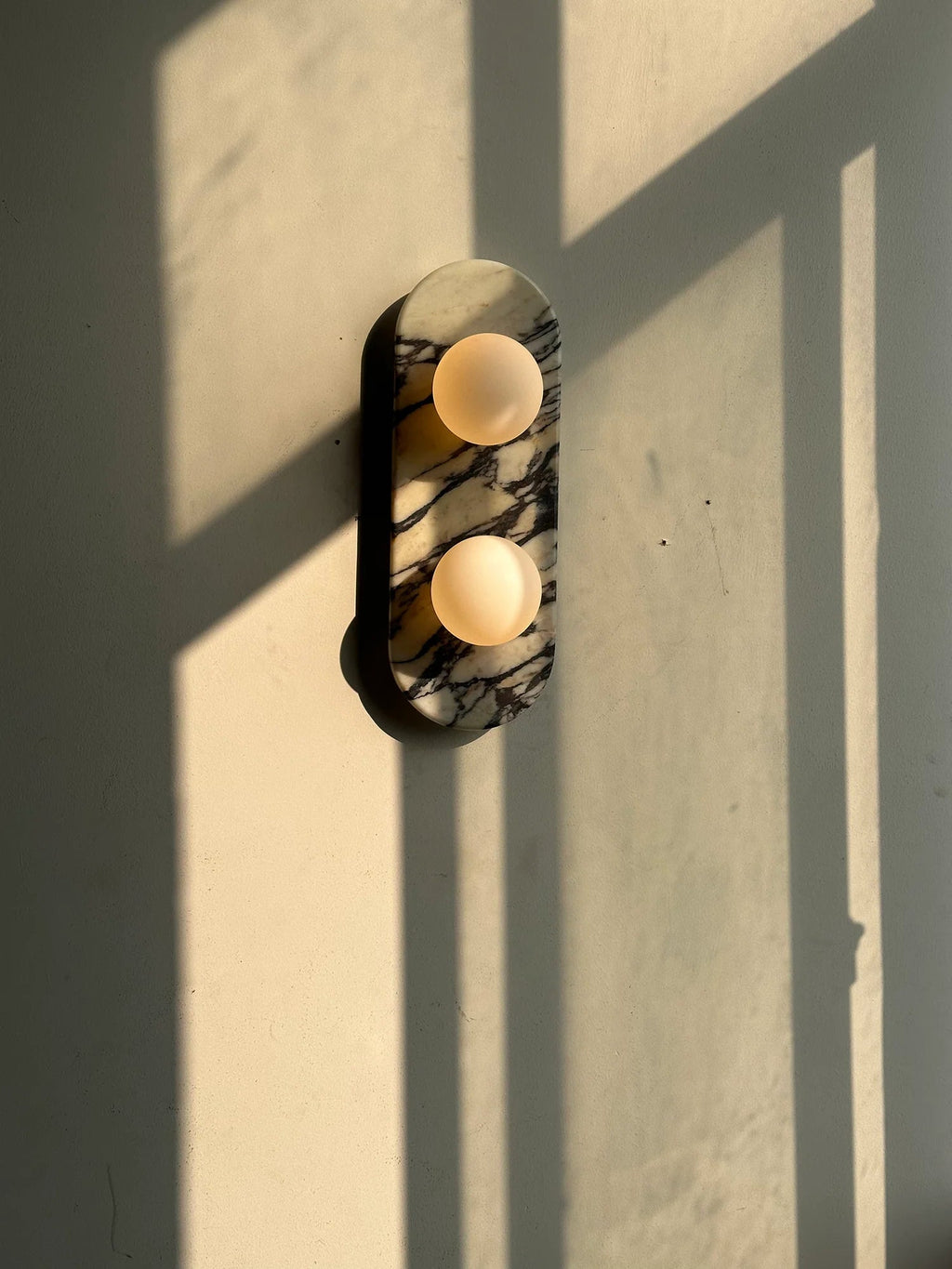 Calacatta Wall Sconce Elongated