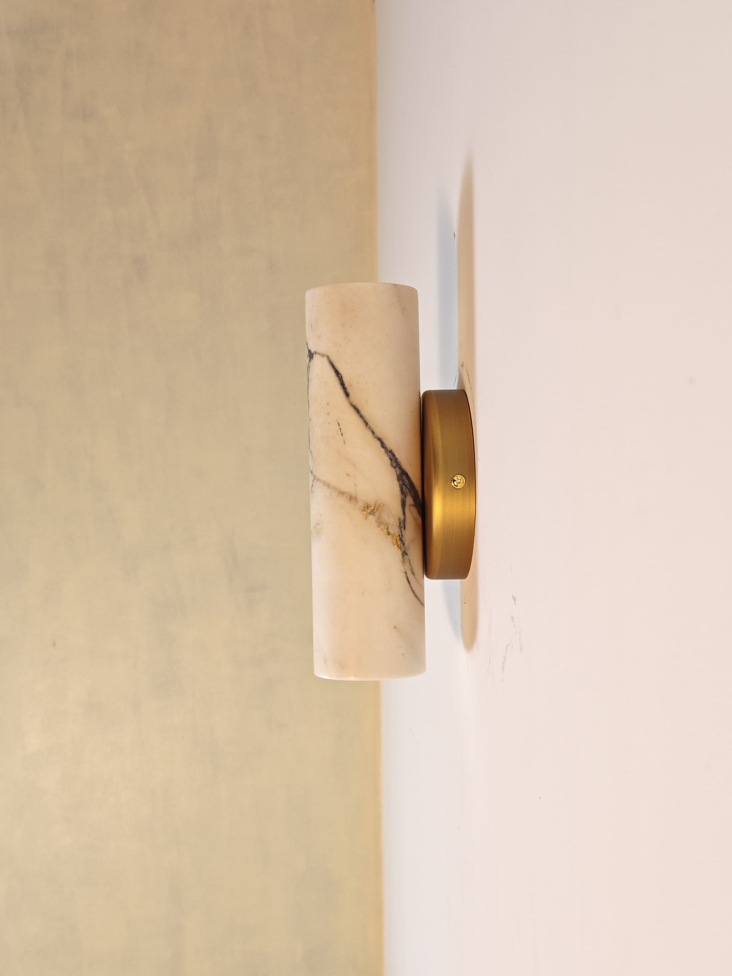 Calla Calacatta Wall Lamp
