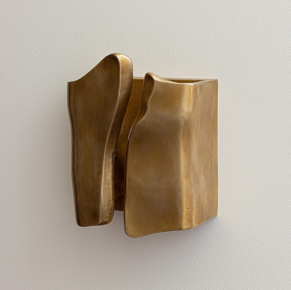 Capullo Sconce