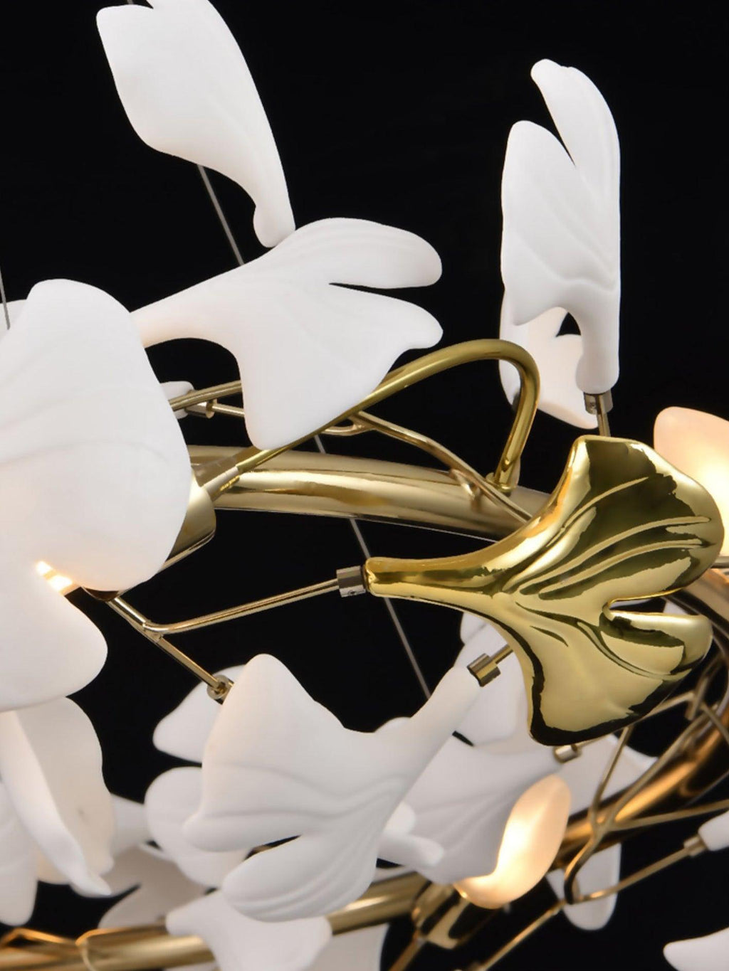 Carias Ceramic Ginkgo Chandelier Wonderland