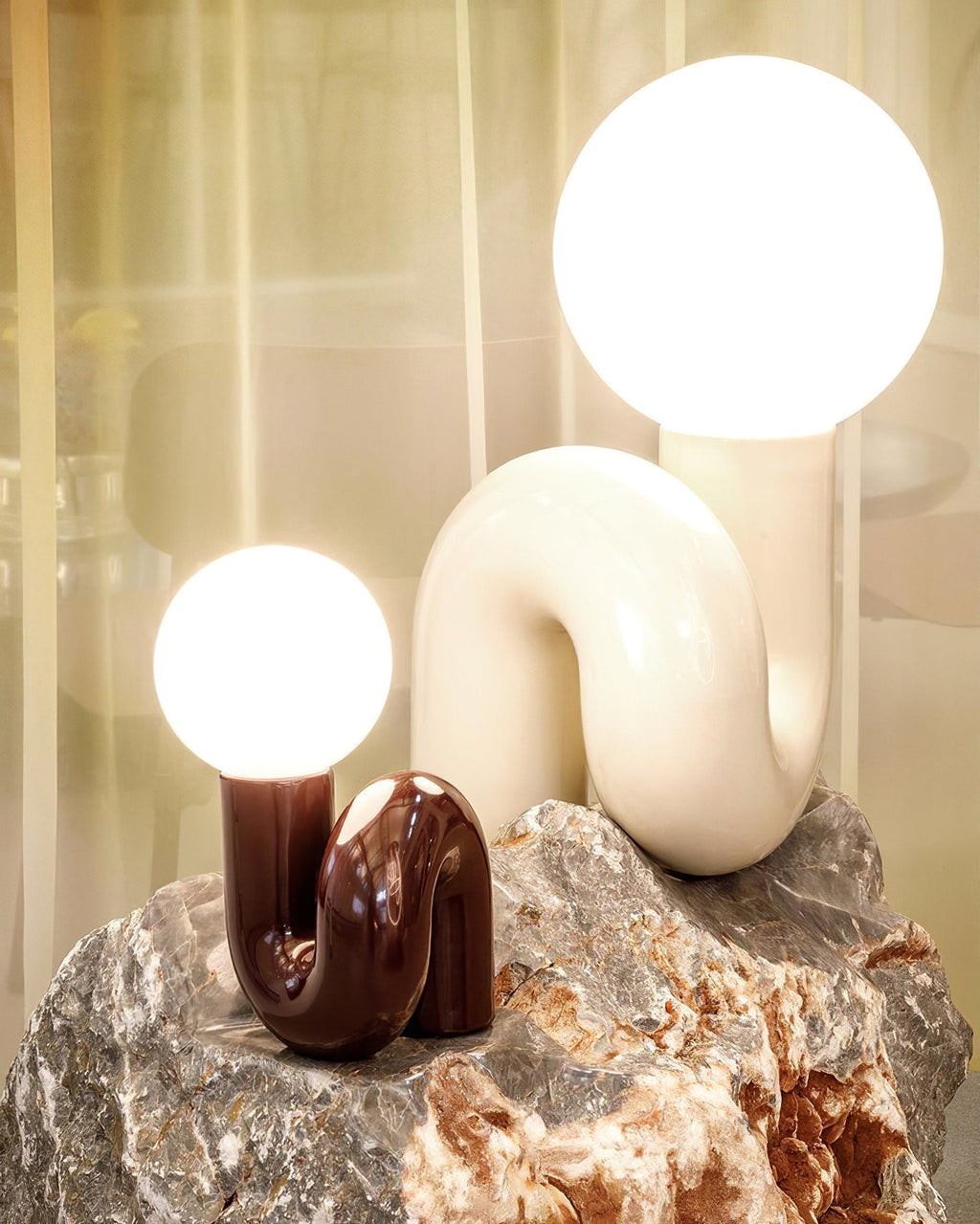 Celeste ZigZag Table Lamp
