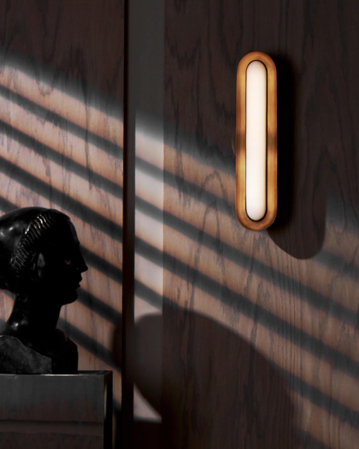 Circuit 1 Sconce
