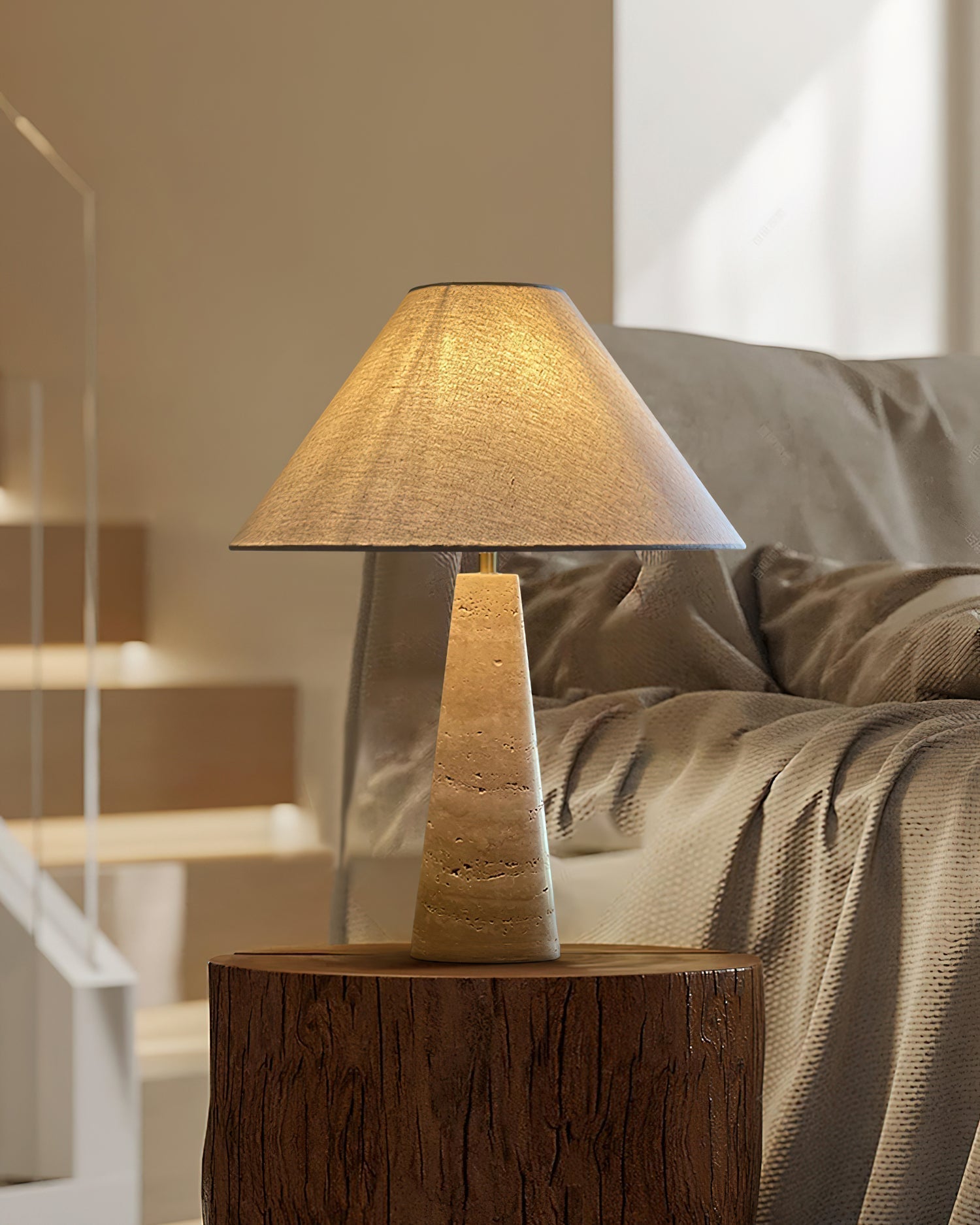 Crosser Table Lamp