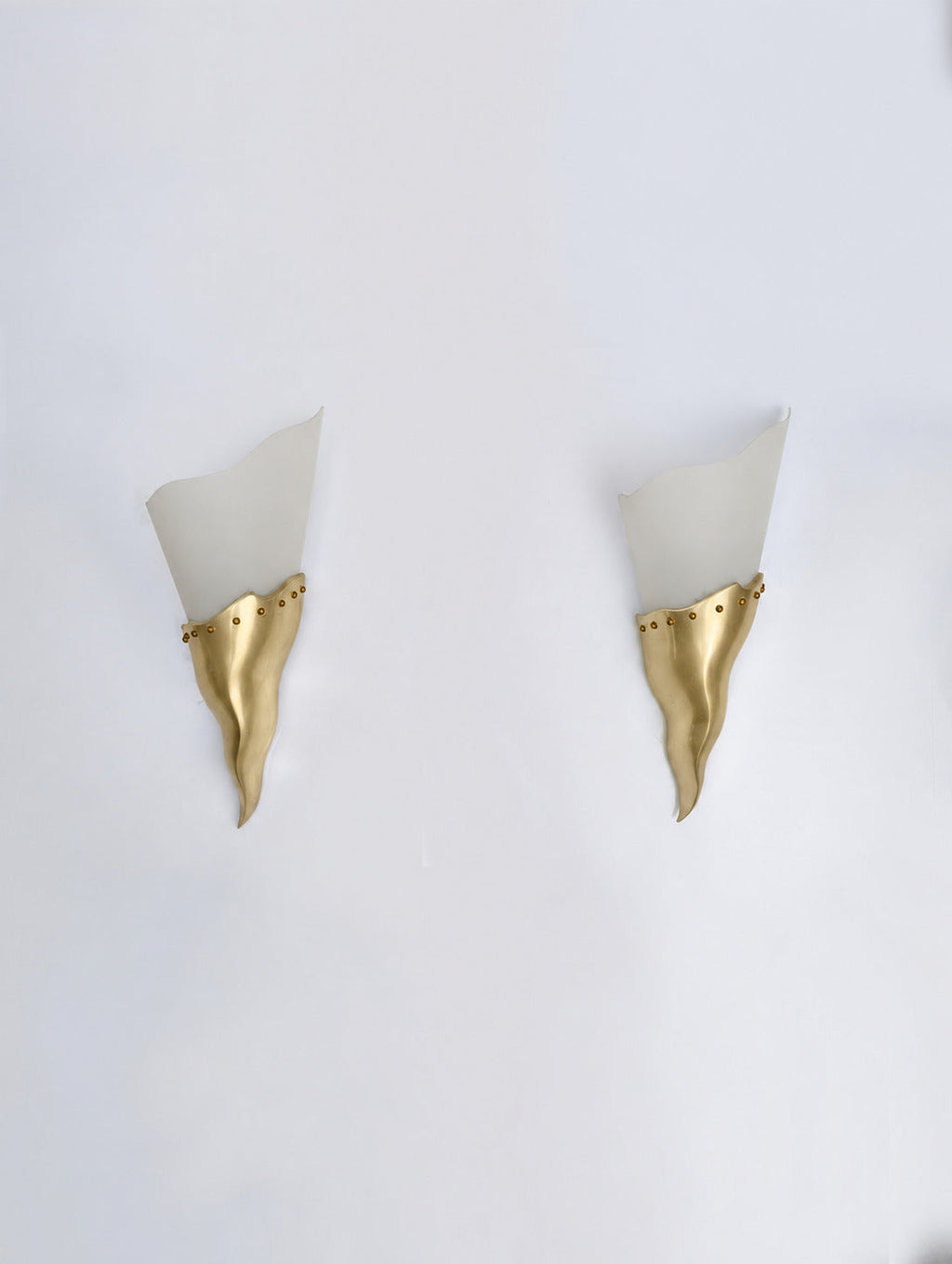 Cyrano Sconce