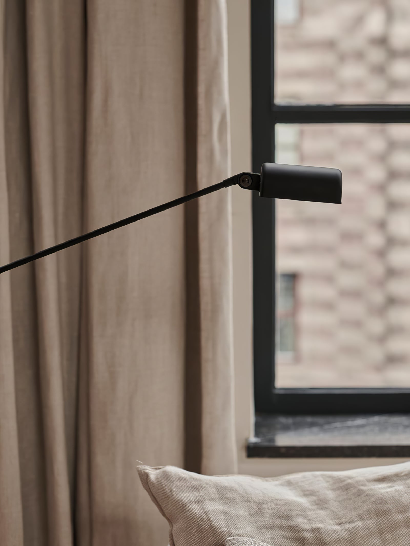 Daphine Terra Floor Lamp