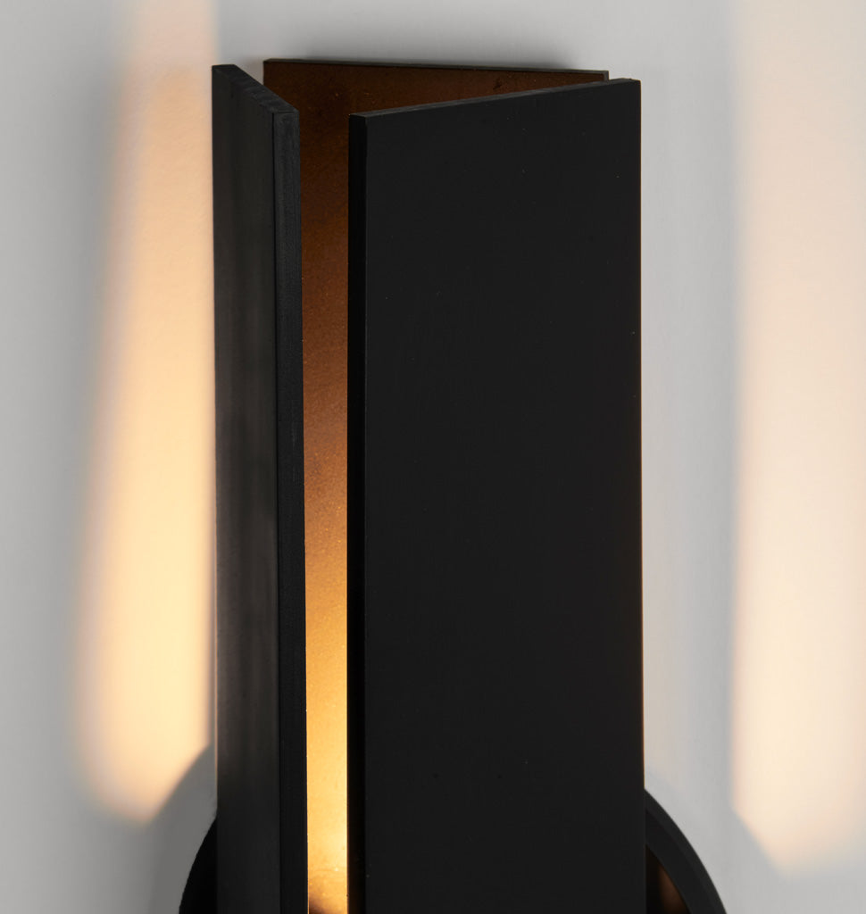 Delta Sconce