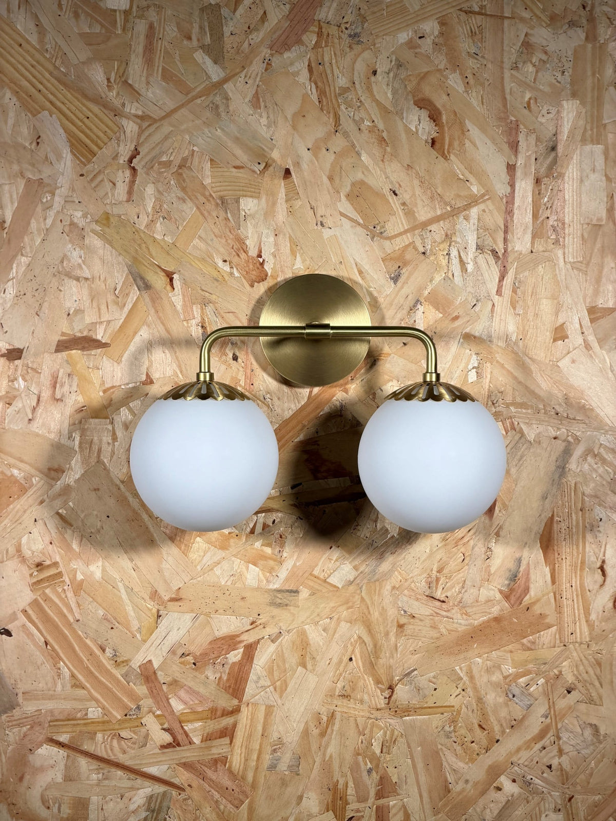 Dewdrop Globe Sconce