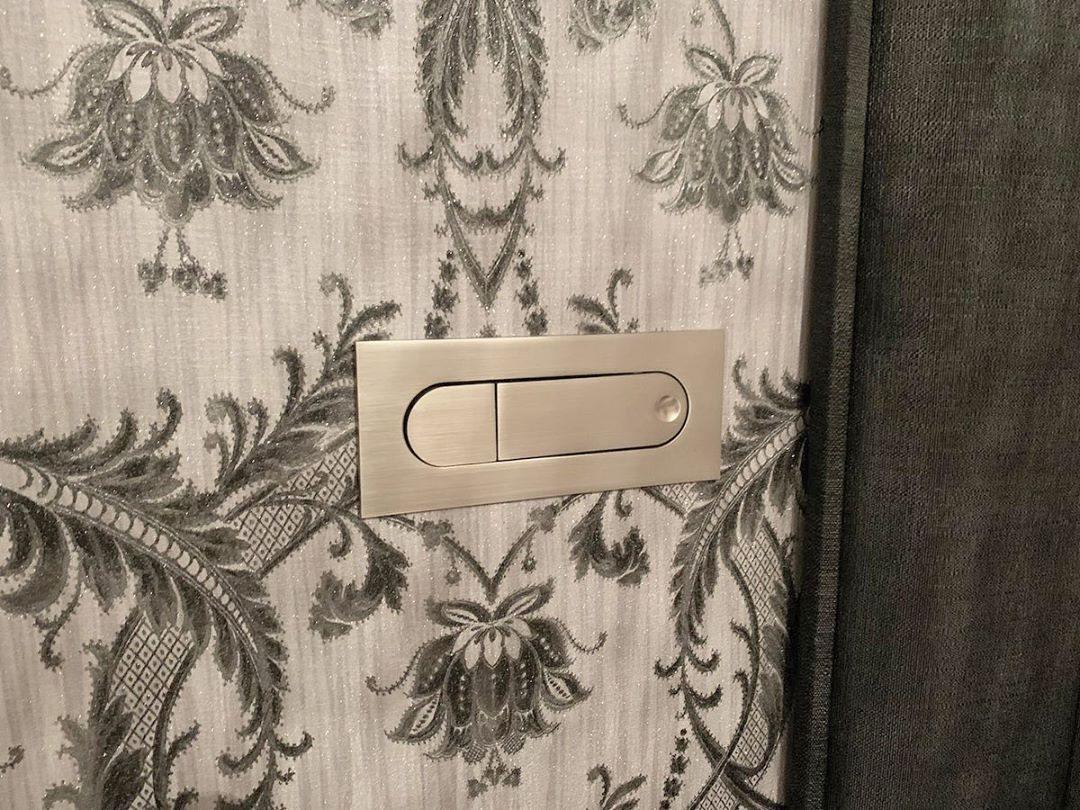 Malka Bedside Wall Sconce
