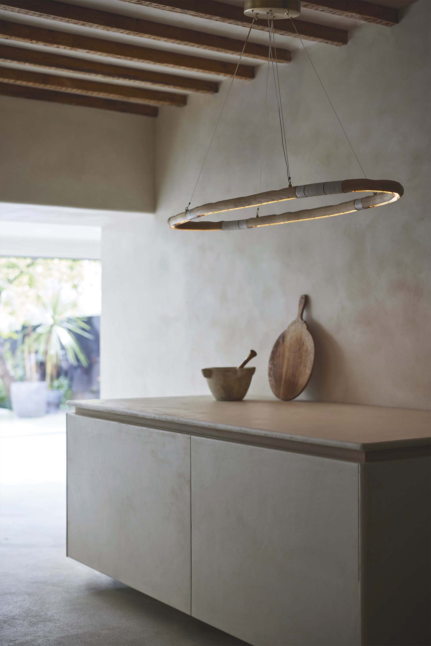 Drifter Oval Pendant Lamp
