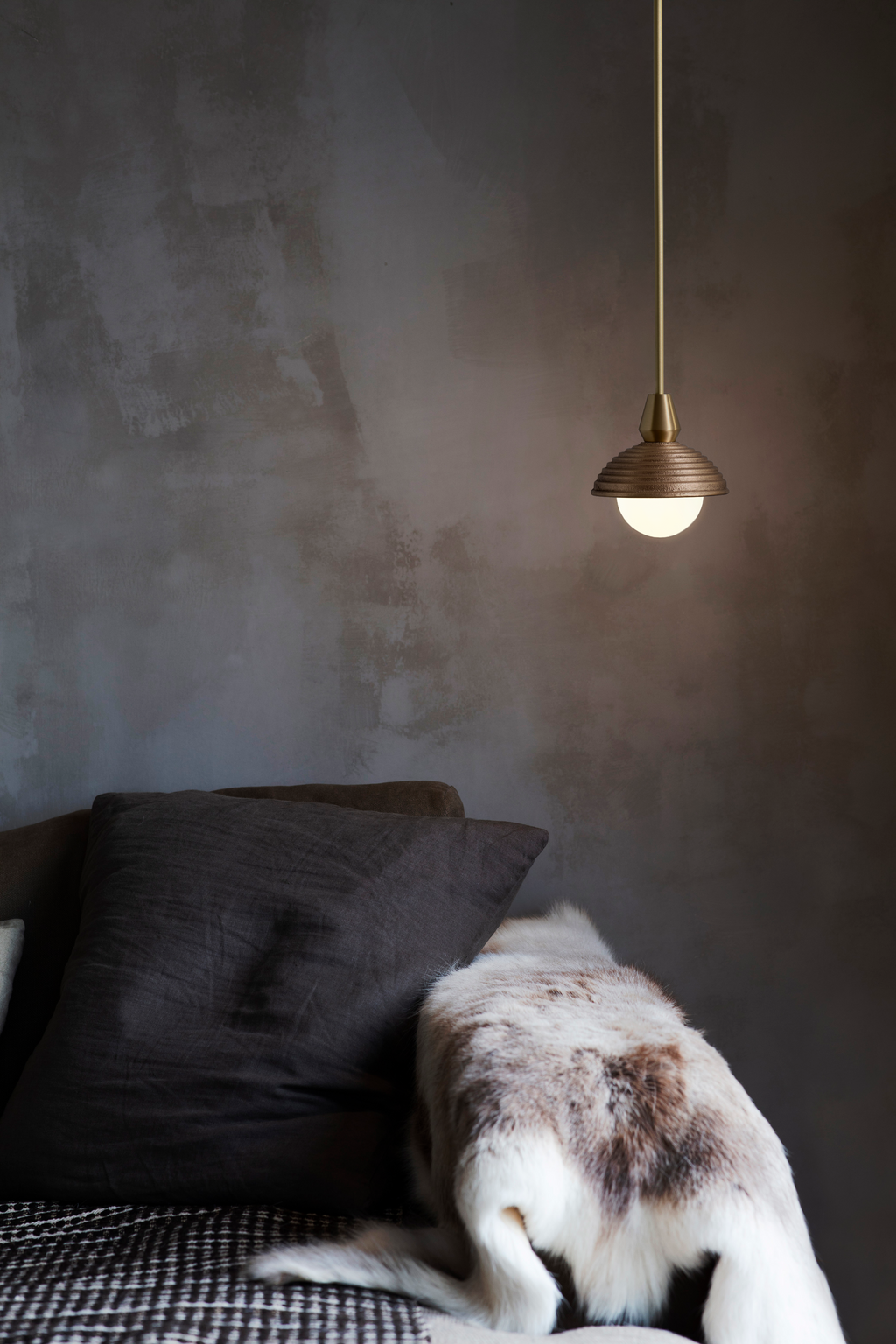 EOS Pendant Single
