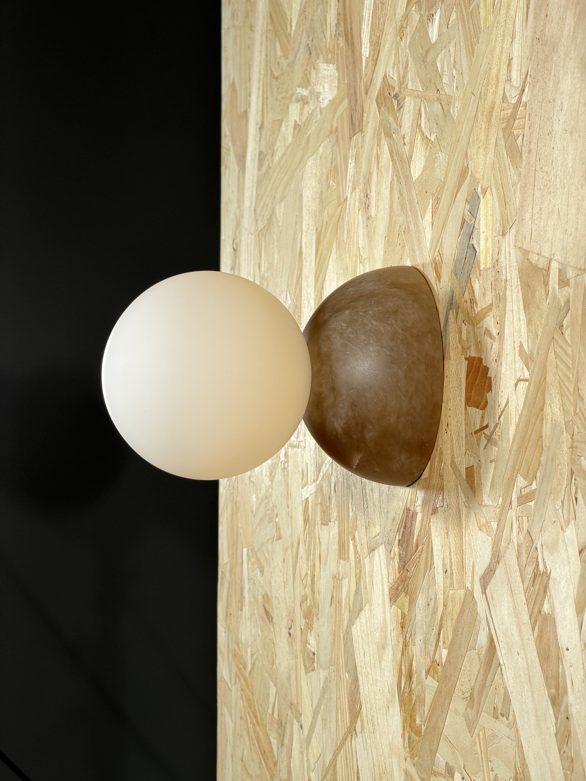 Eklipso Tobacco Alabaster Sconce