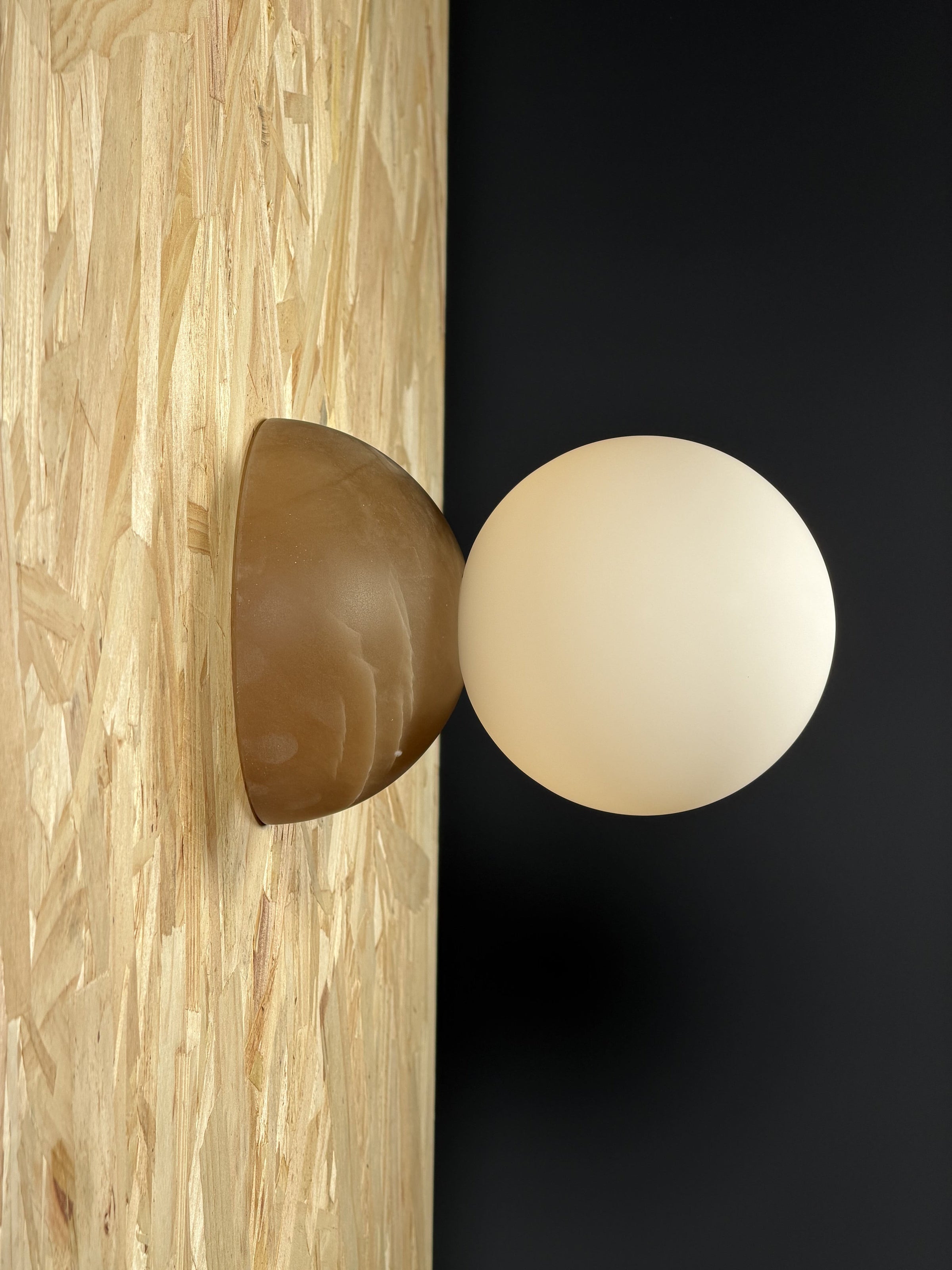 Eklipso Tobacco Alabaster Sconce
