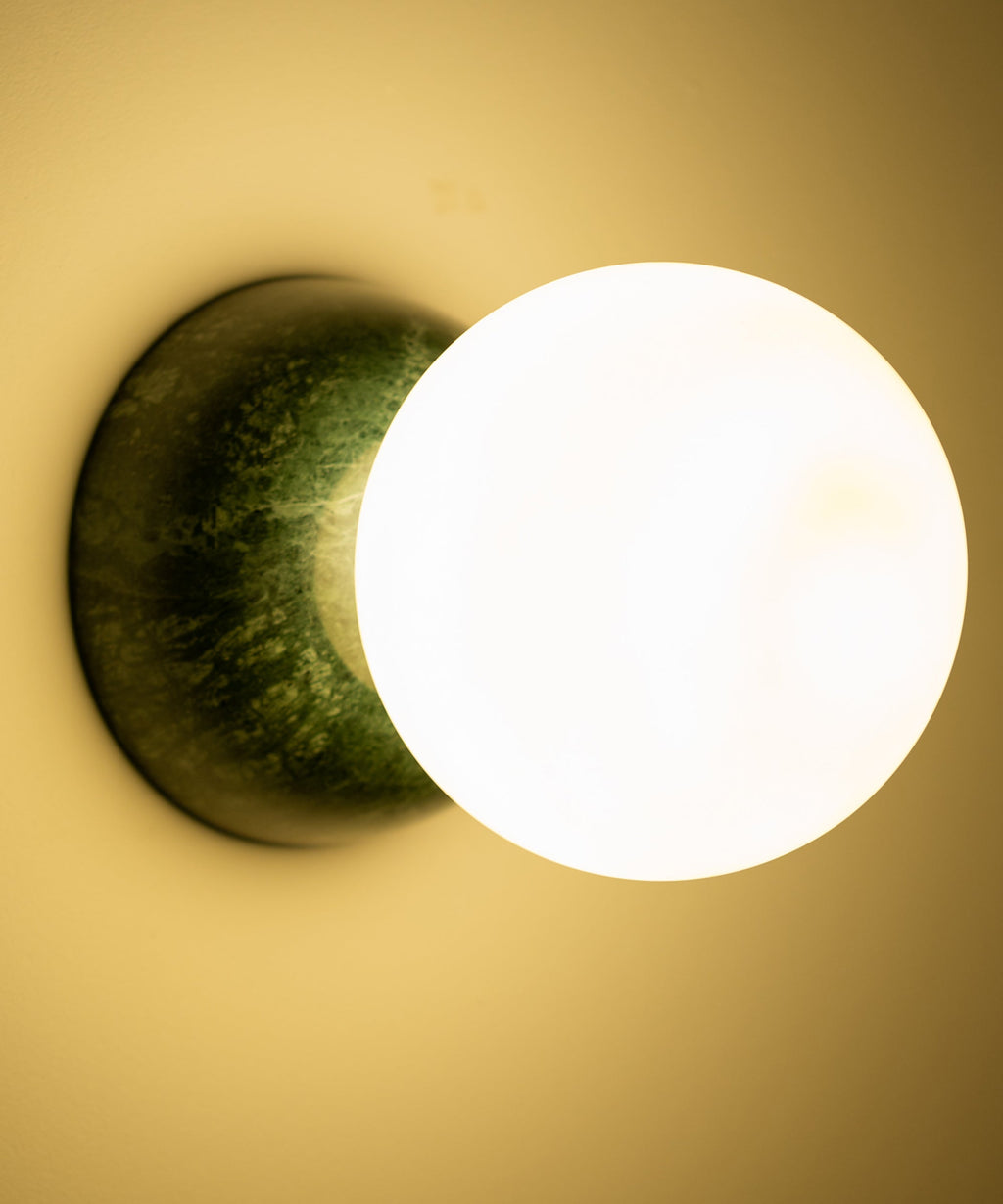 Eklipso Wall Sconce