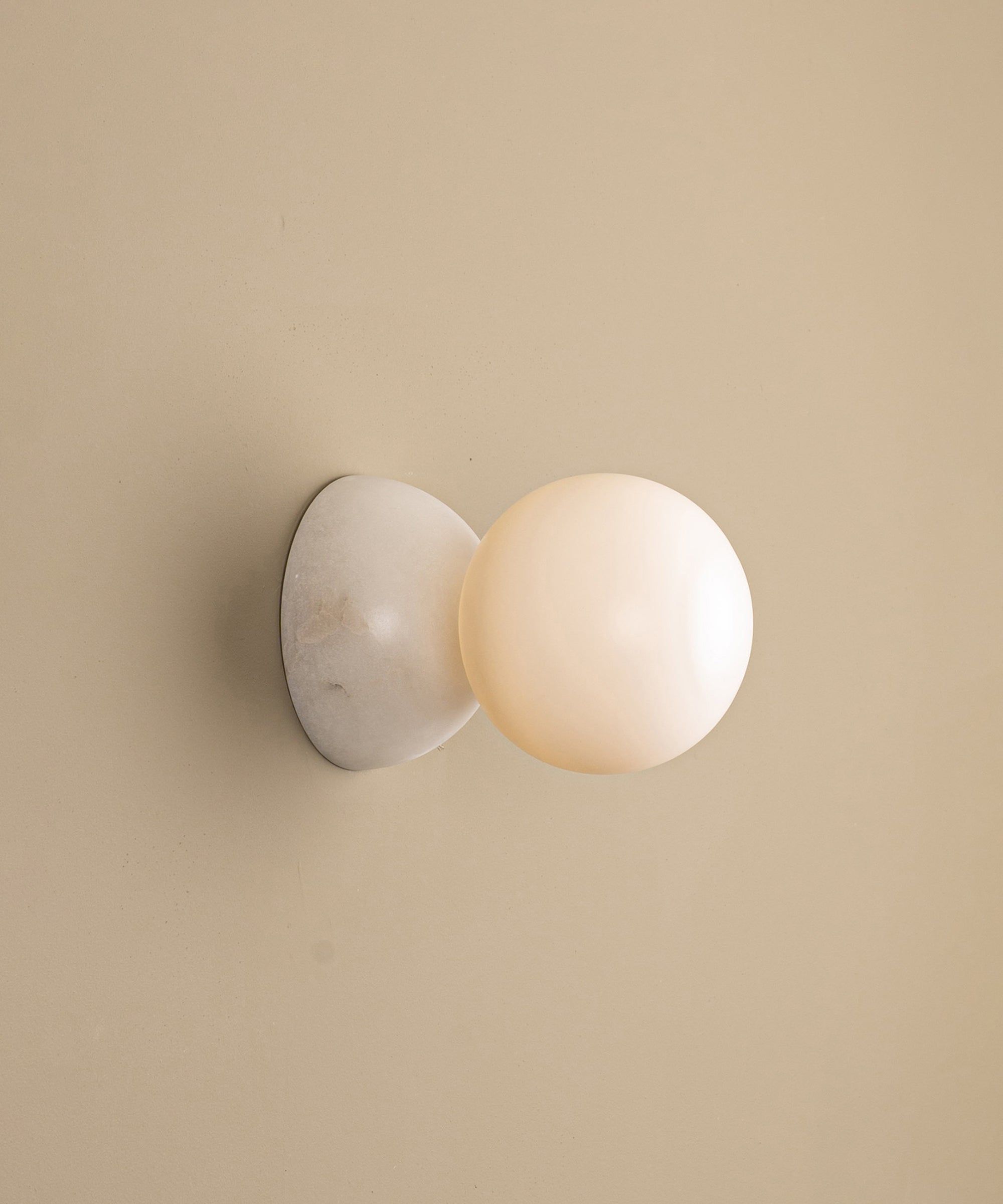 Eklipso Wall Sconce
