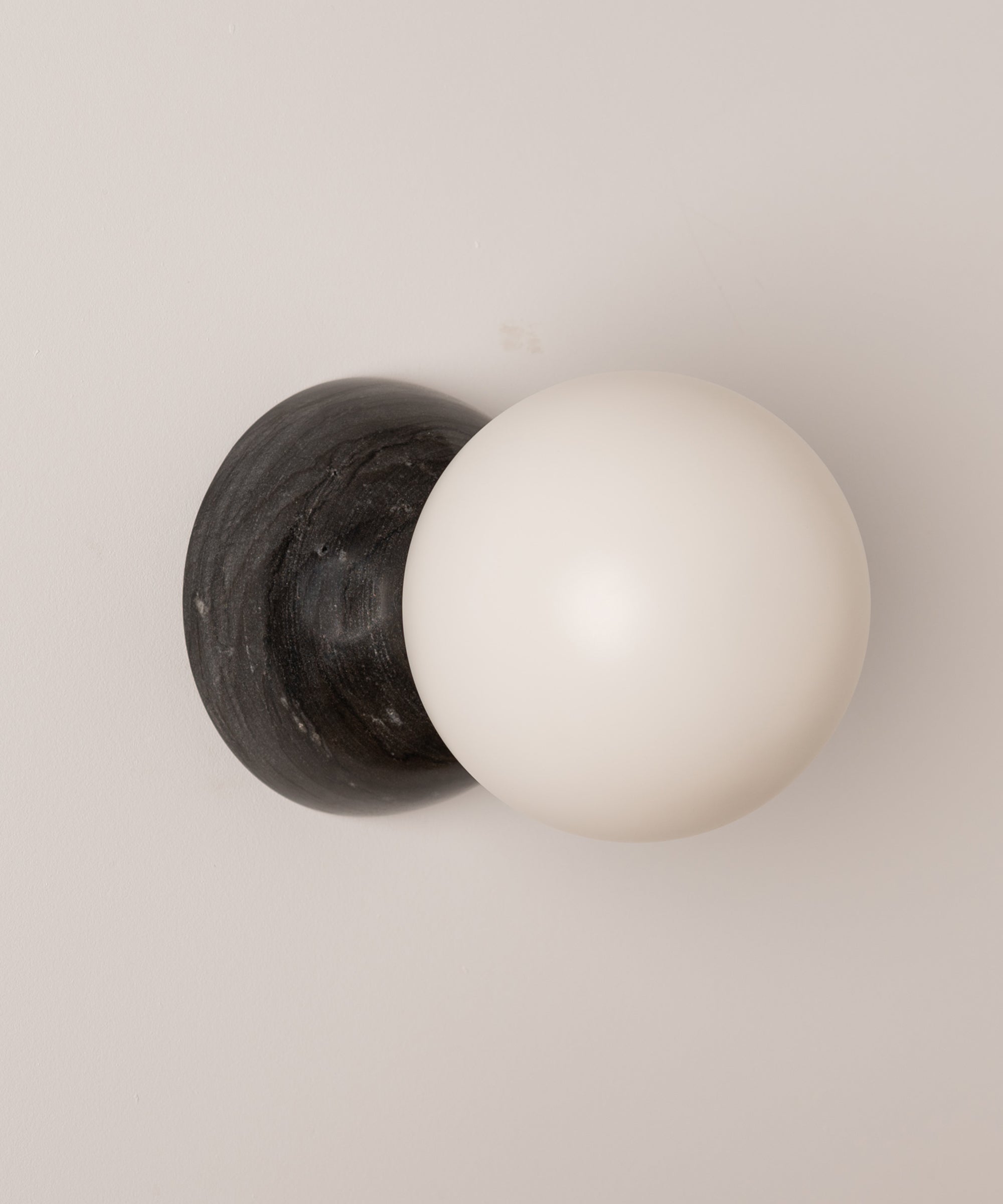 Eklipso Wall Sconce