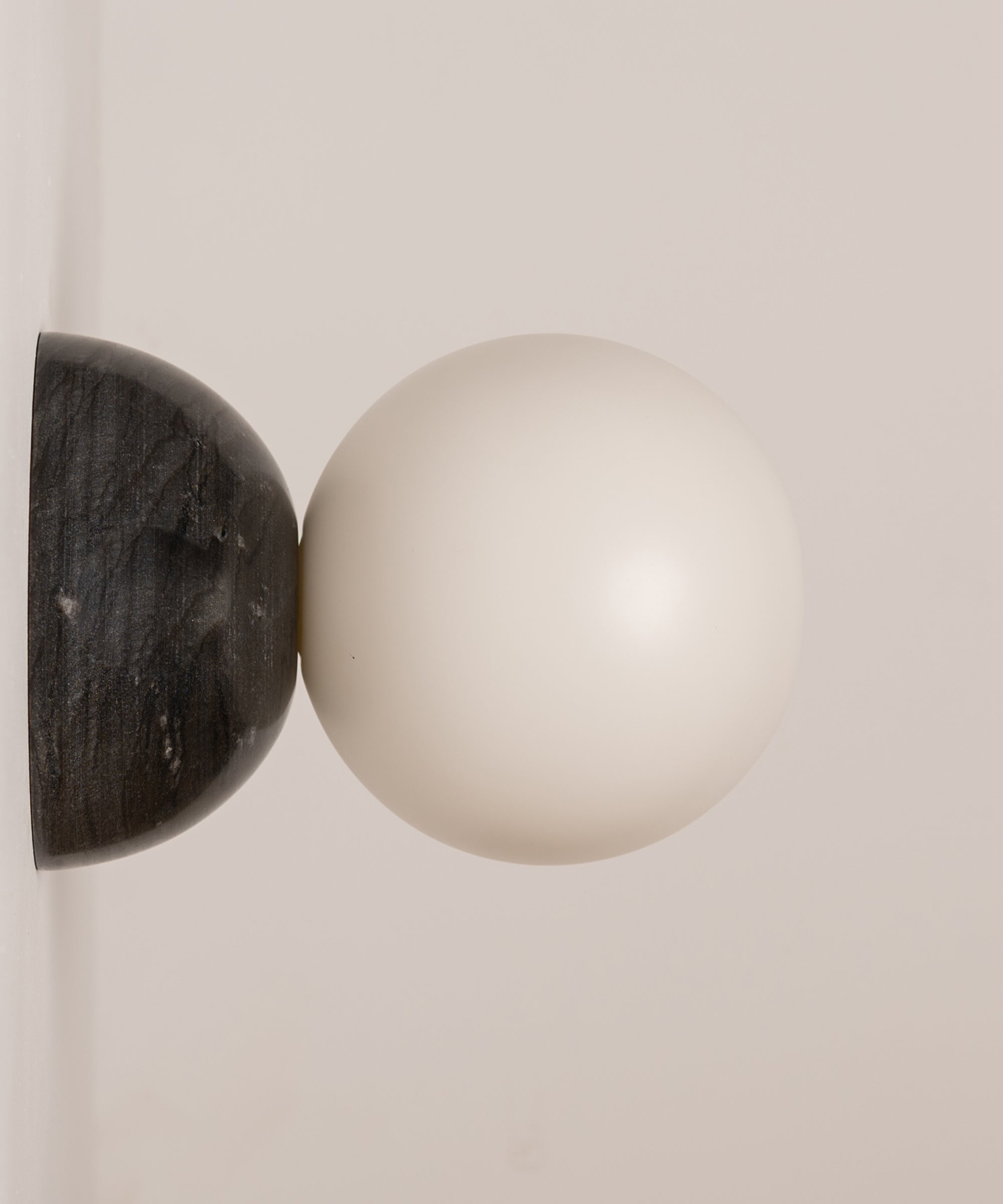 Eklipso Wall Sconce