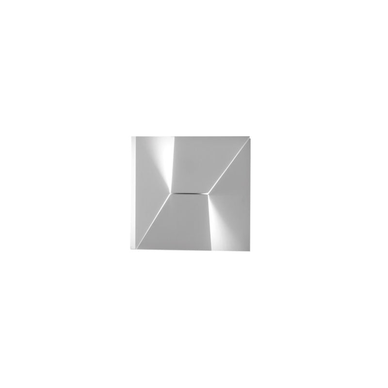 Shadows Grand Sconce