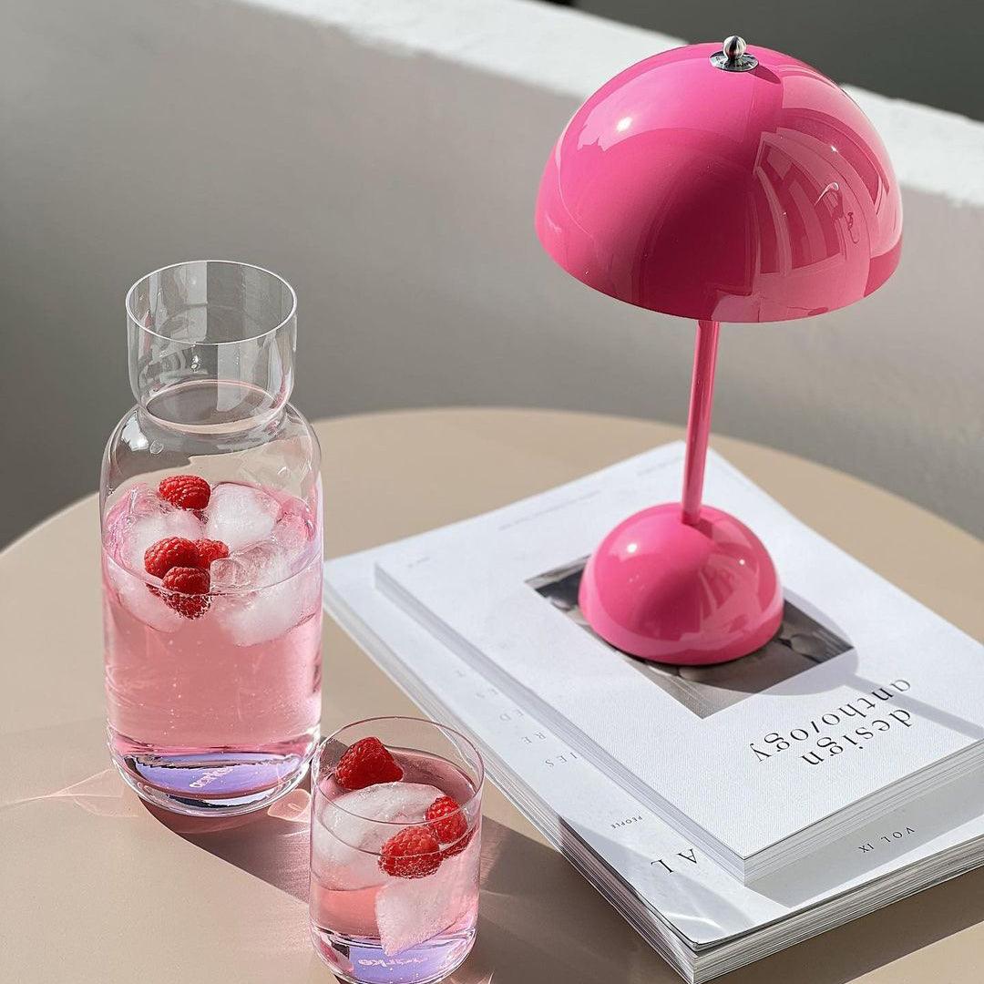 Flowerpot VP9 Table Lamp