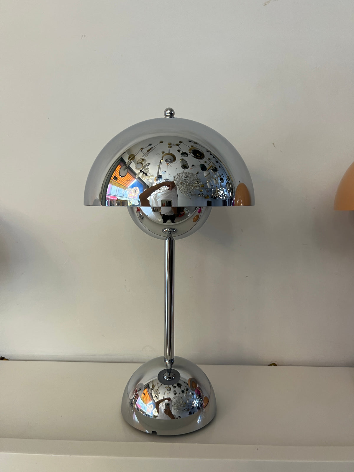 Flowerpot VP9 Table Lamp