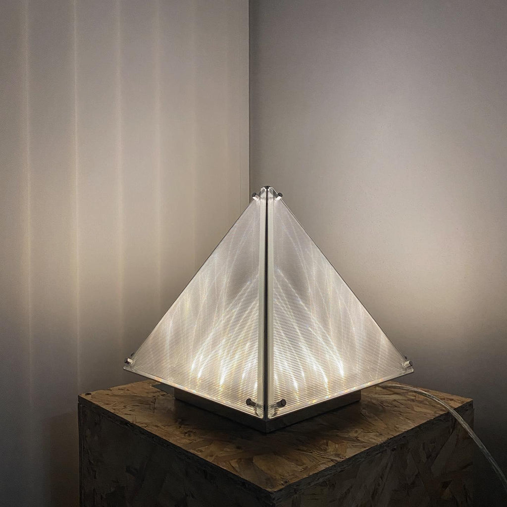 Fragment #04 Table Lamp