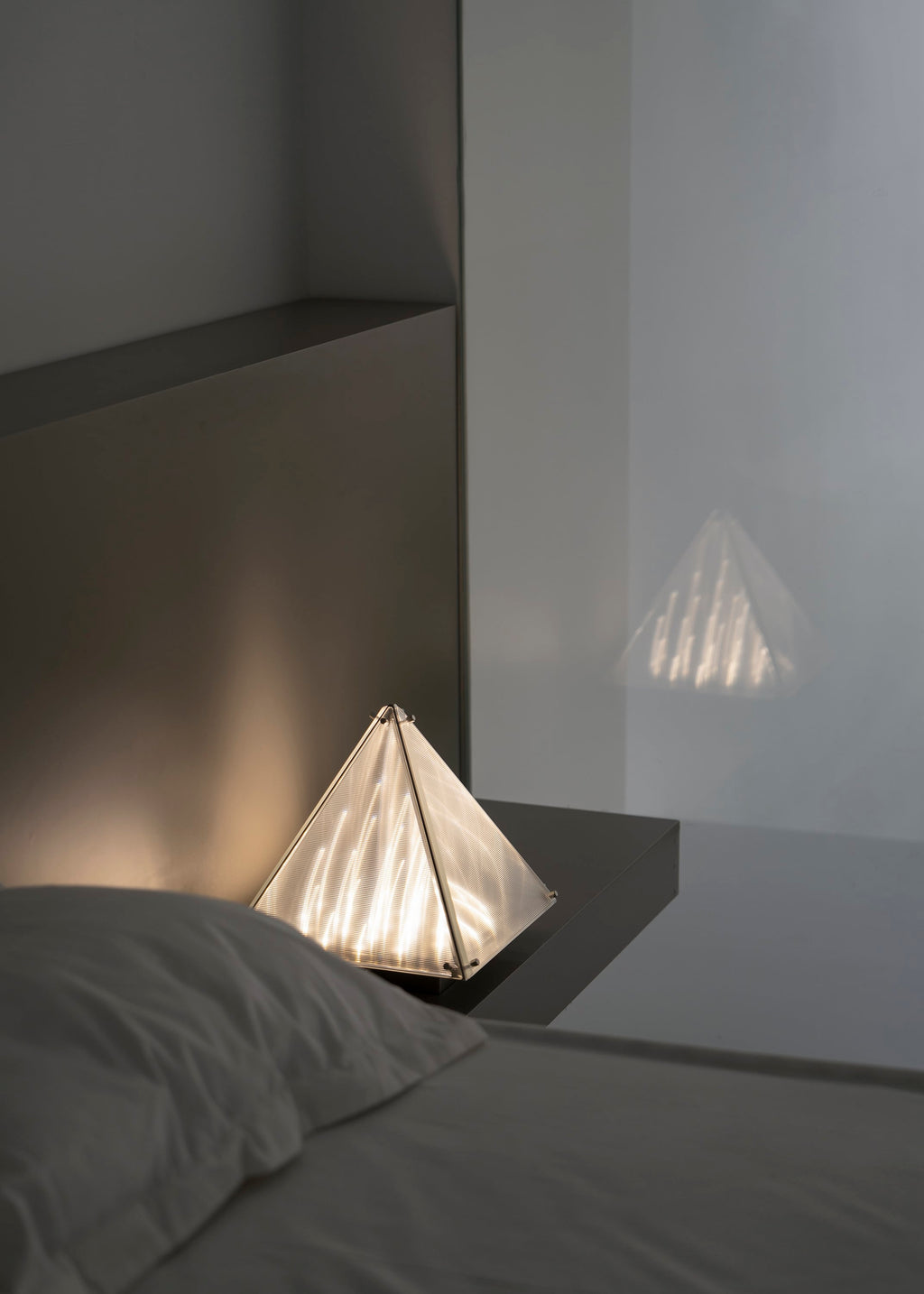 Fragment #04 Table Lamp