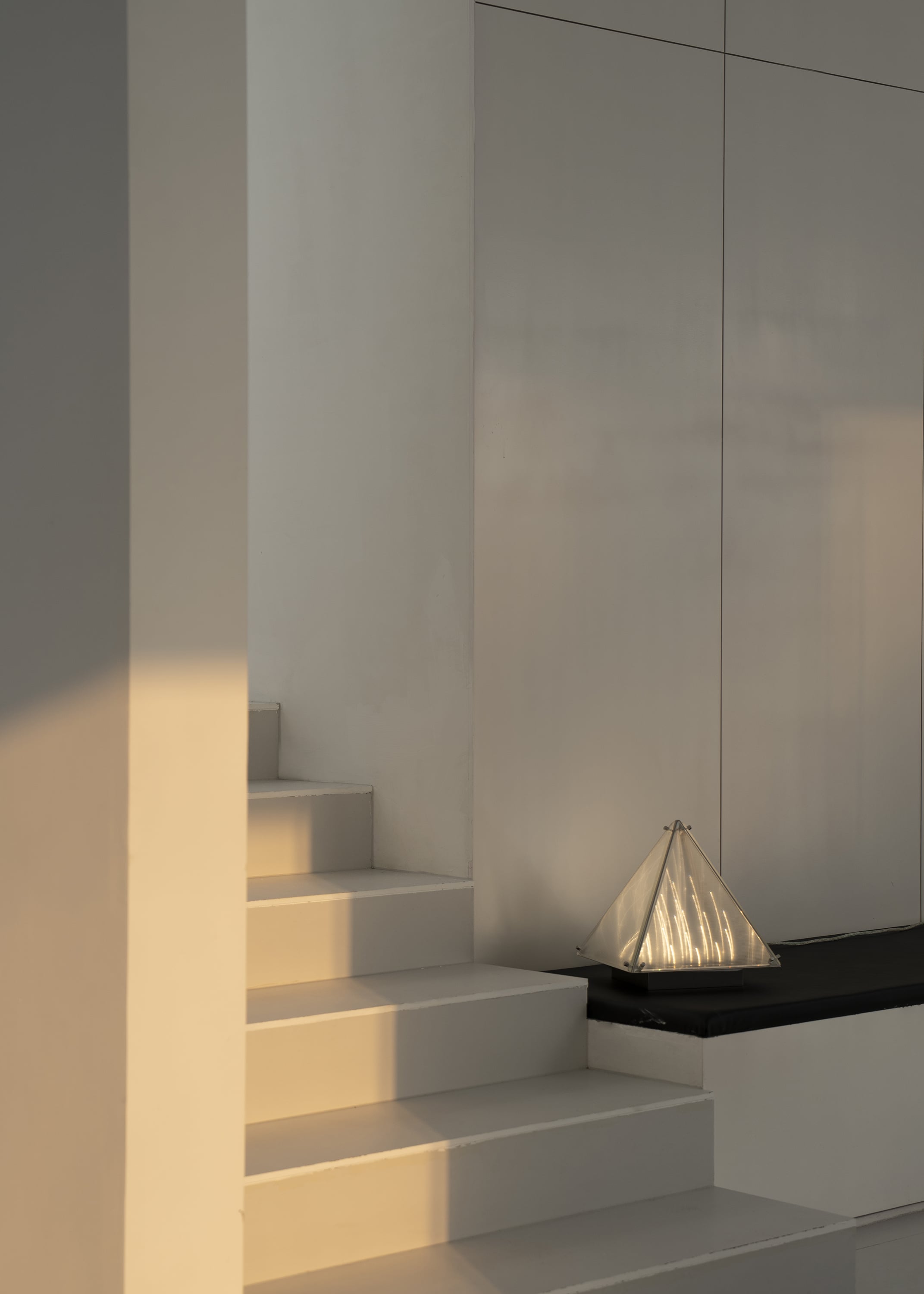 Fragment #04 Table Lamp