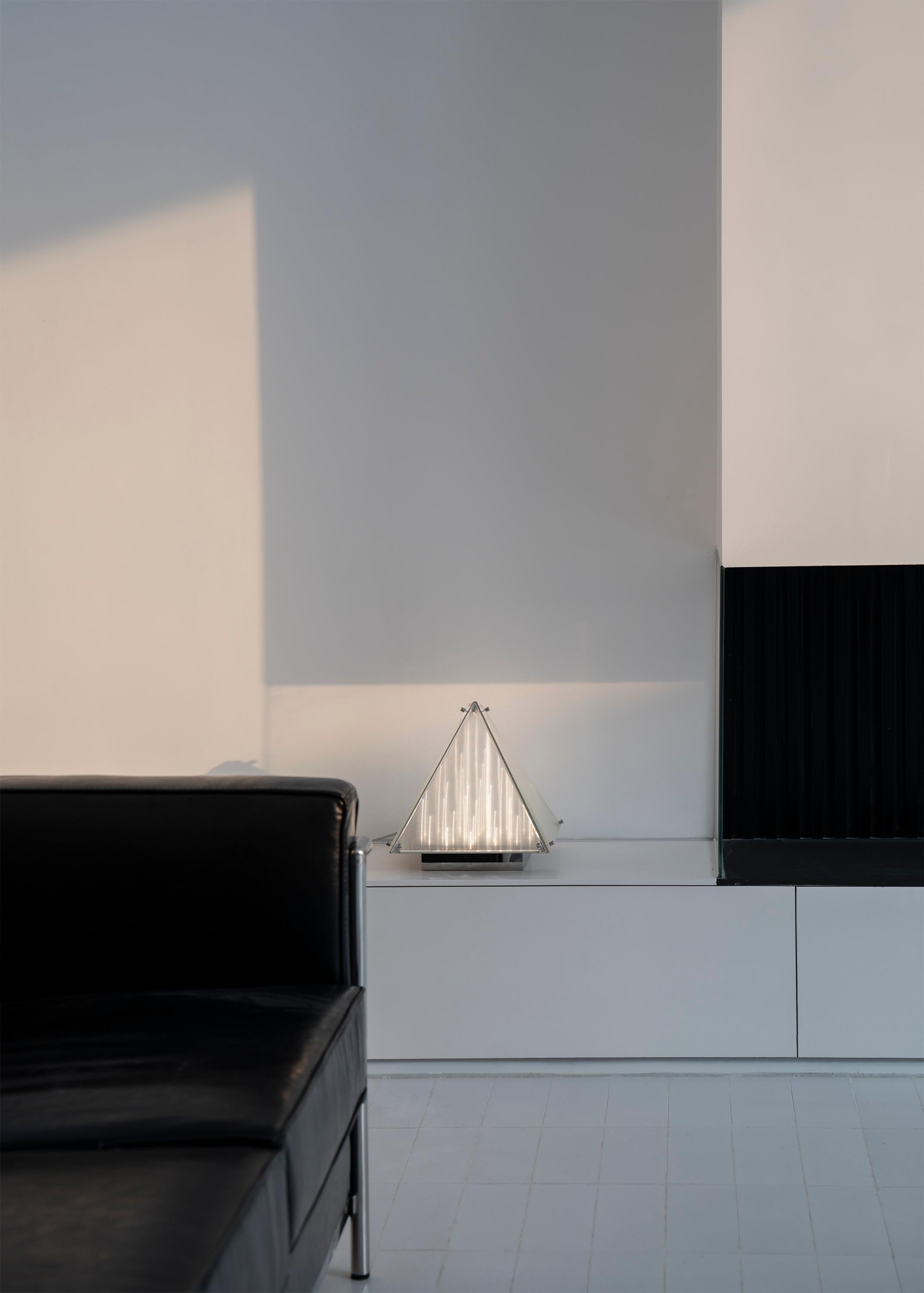 Fragment #04 Table Lamp