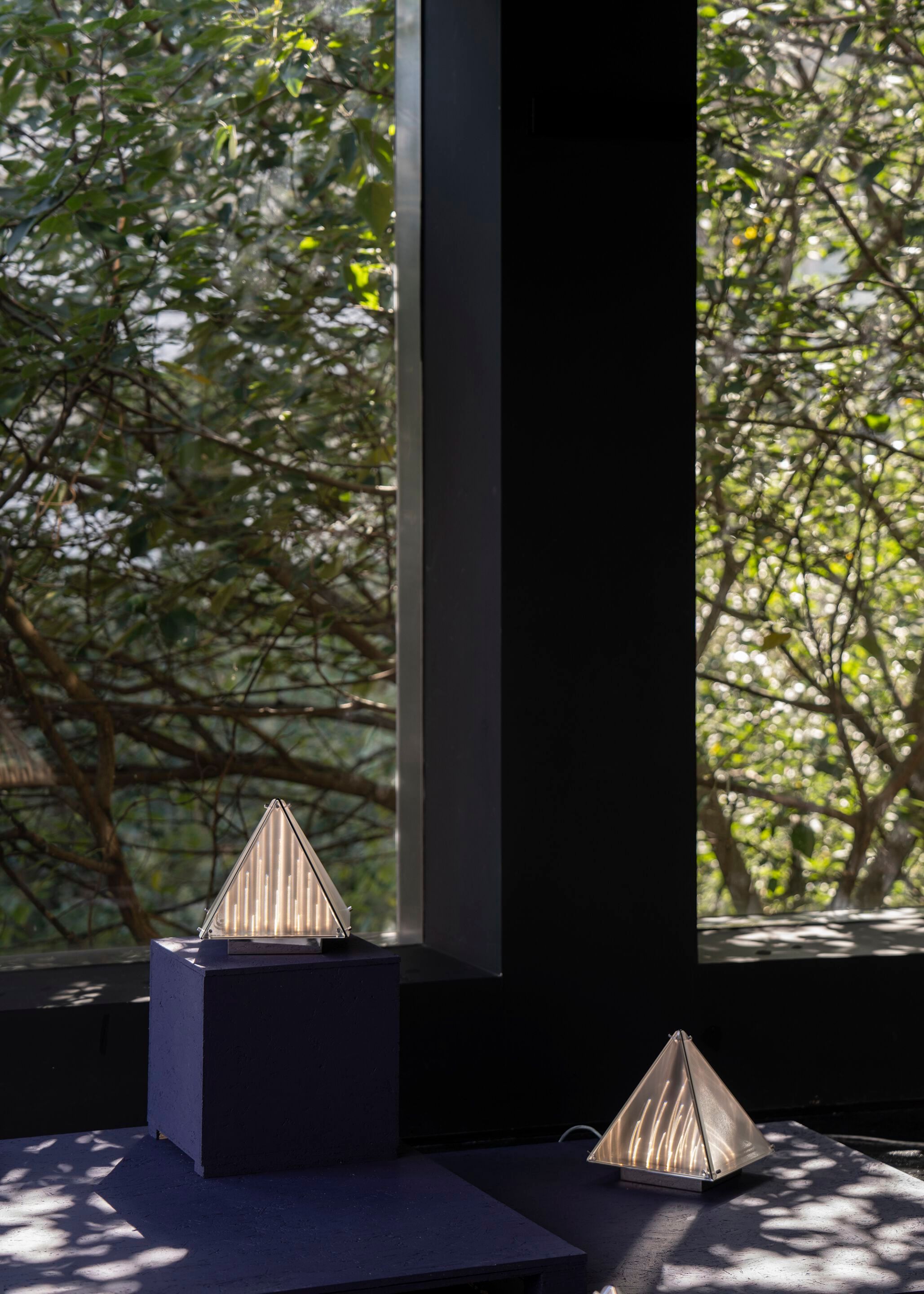 Fragment #04 Table Lamp