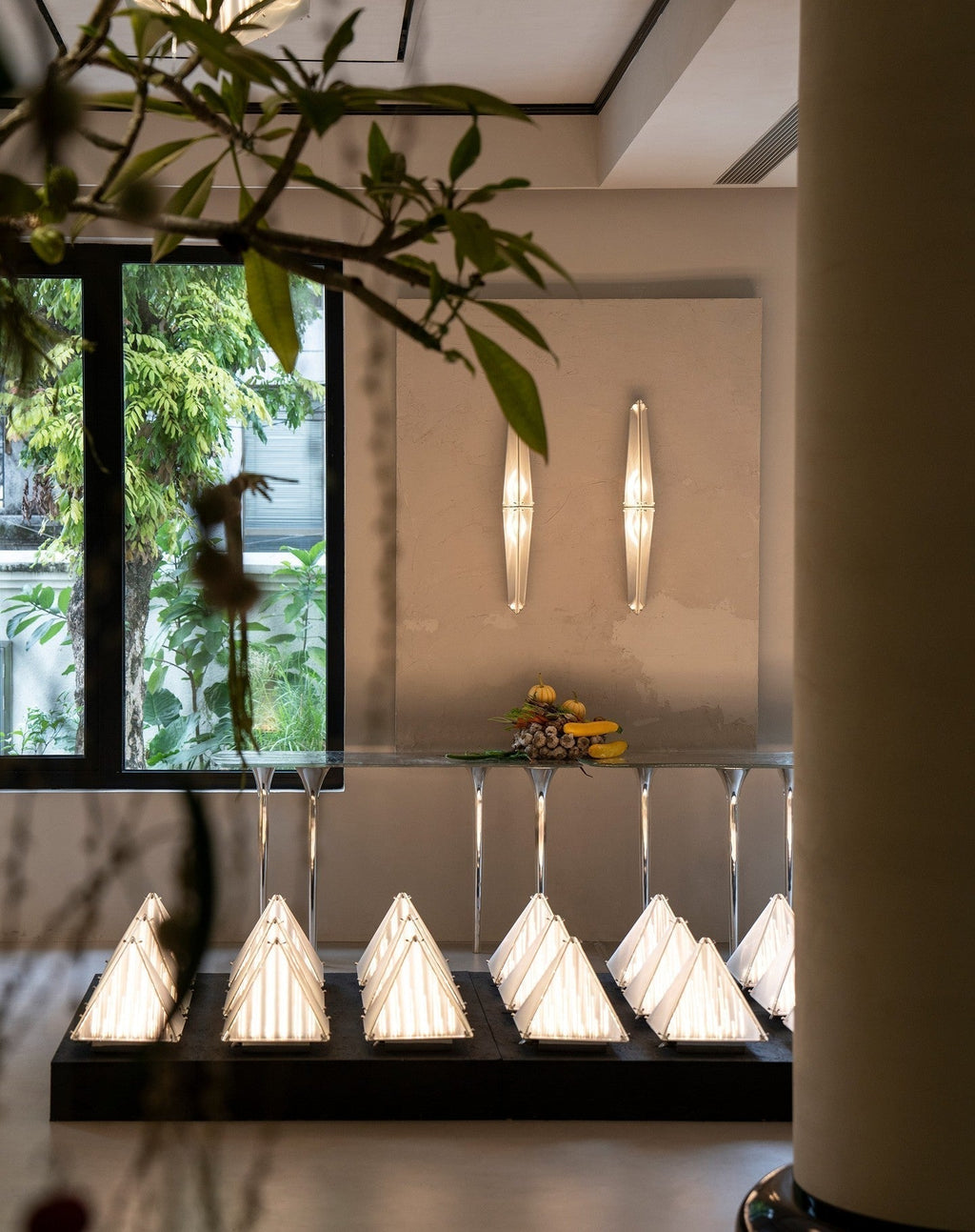 Fragment #04 Table Lamp