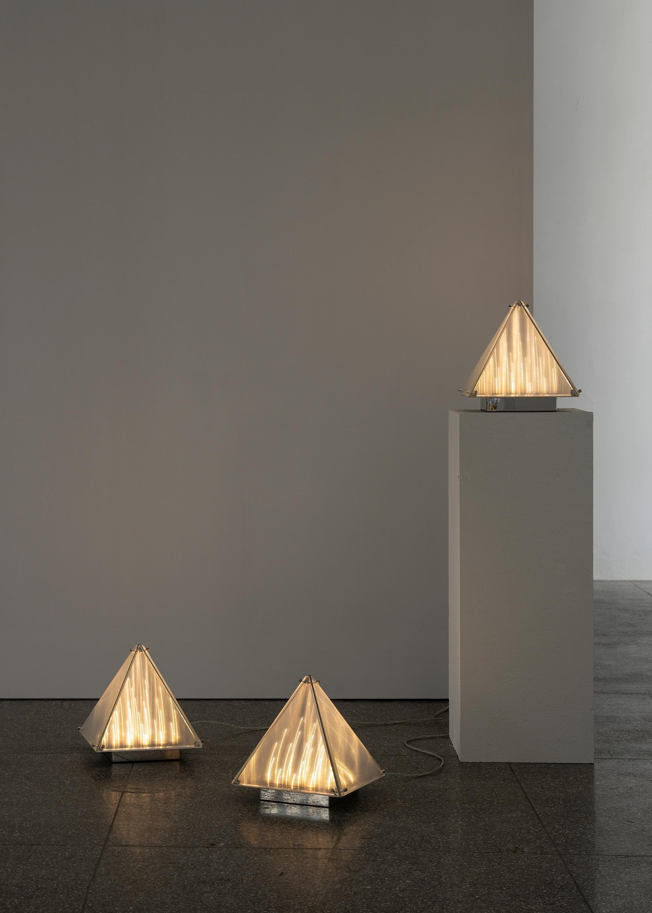 Fragment #04 Table Lamp