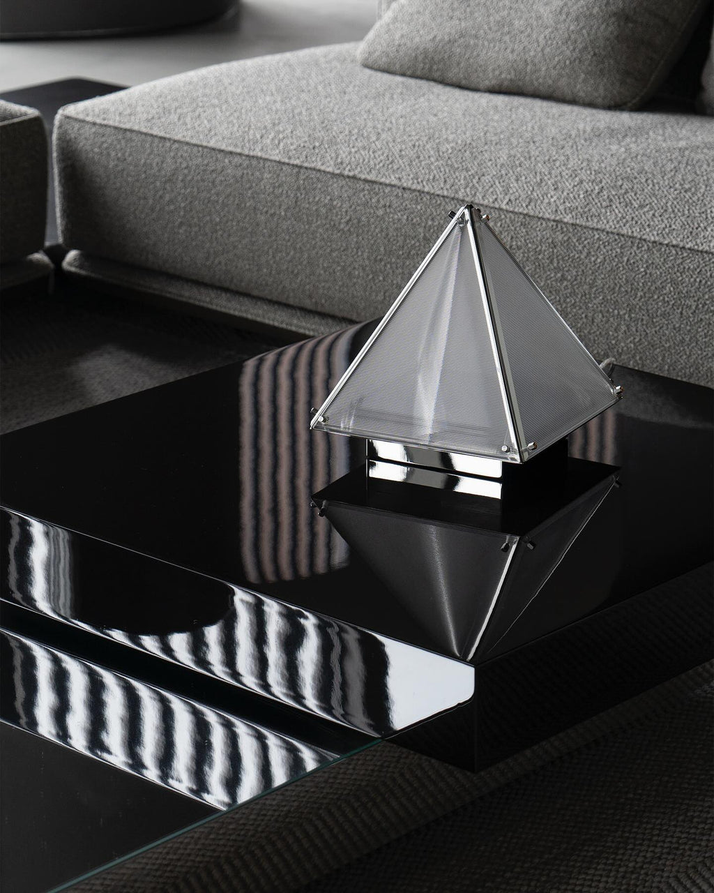 Fragment #04 Table Lamp