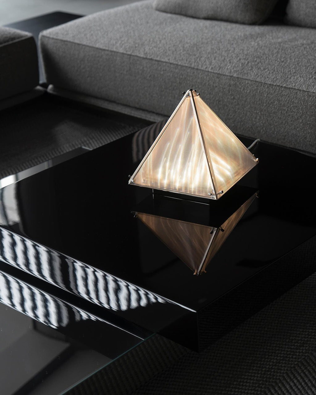 Fragment #04 Table Lamp