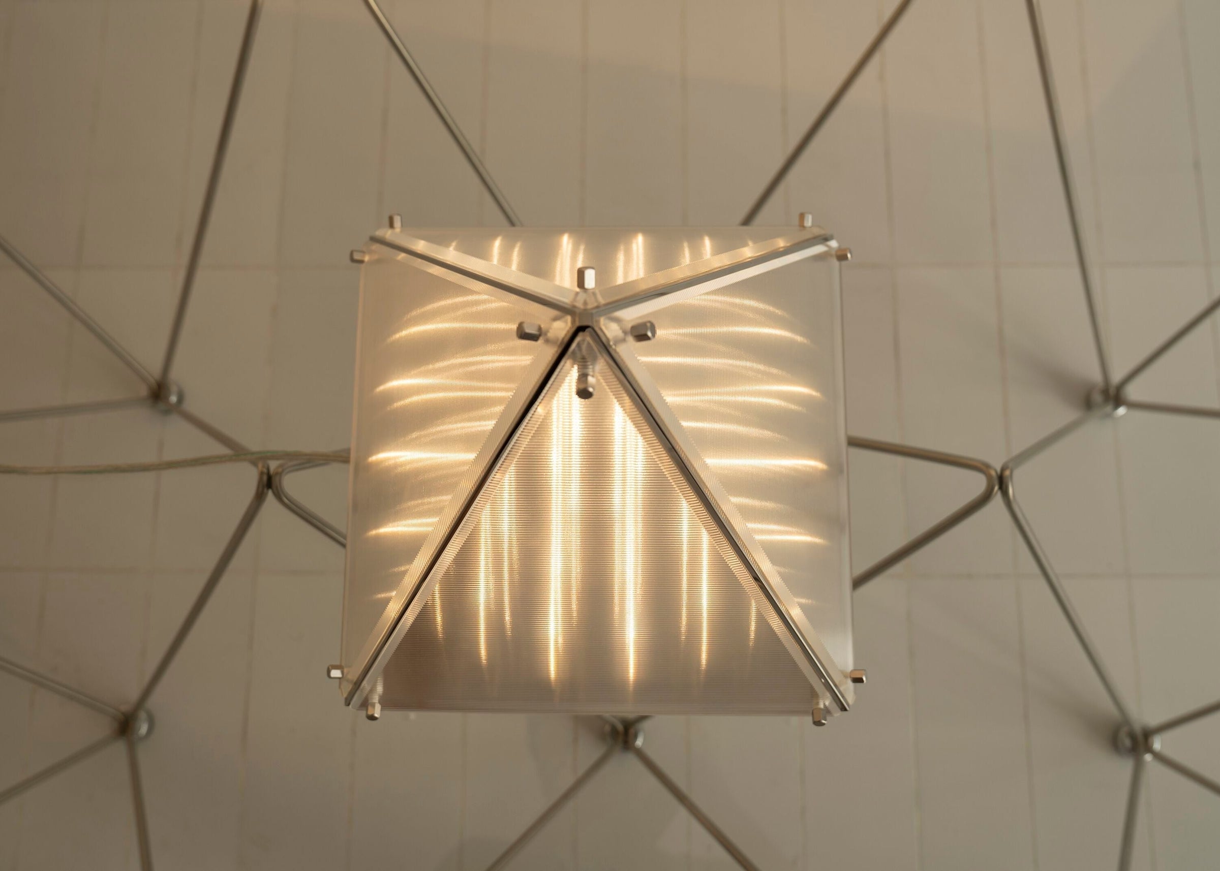 Fragment #04 Table Lamp