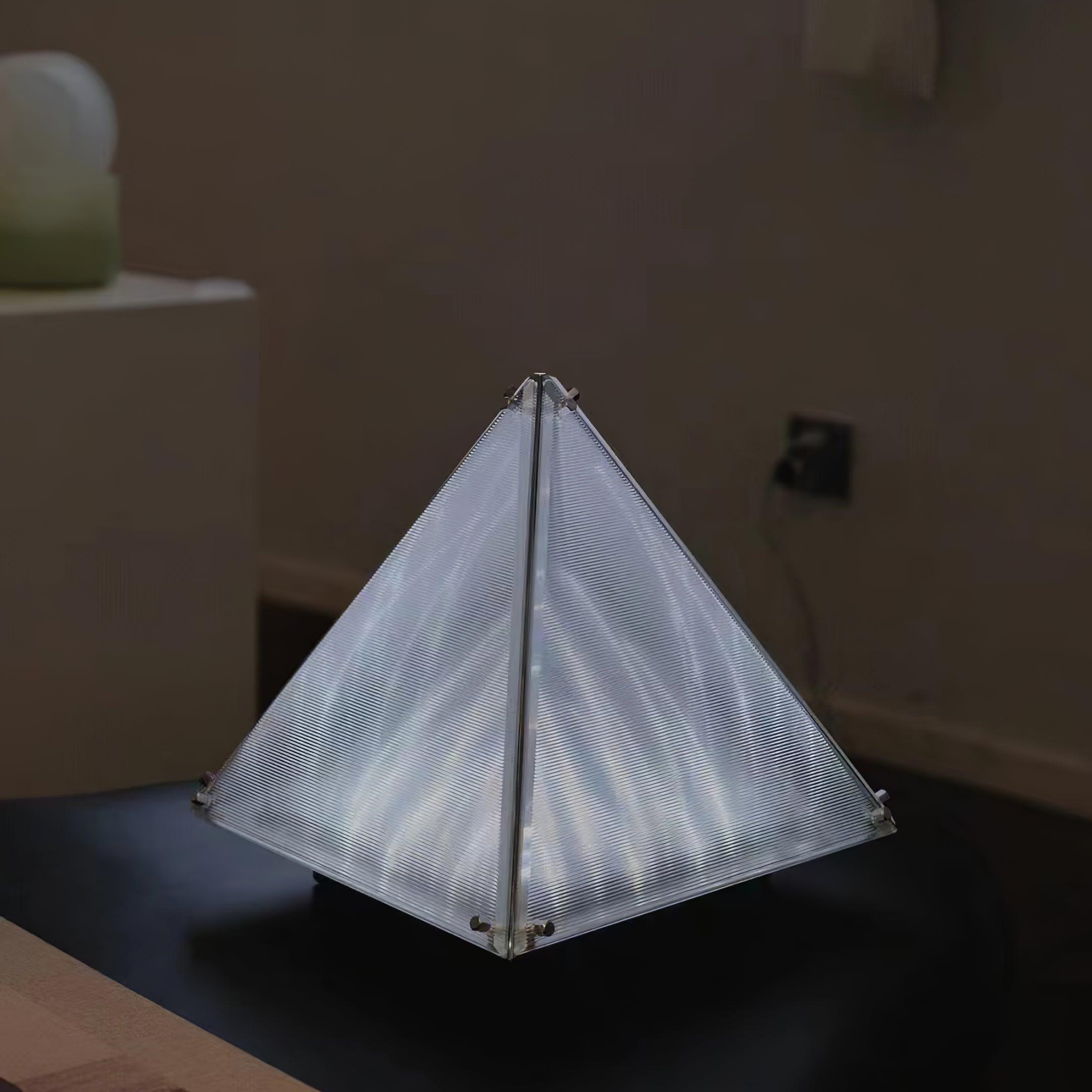 Fragment #04 Table Lamp