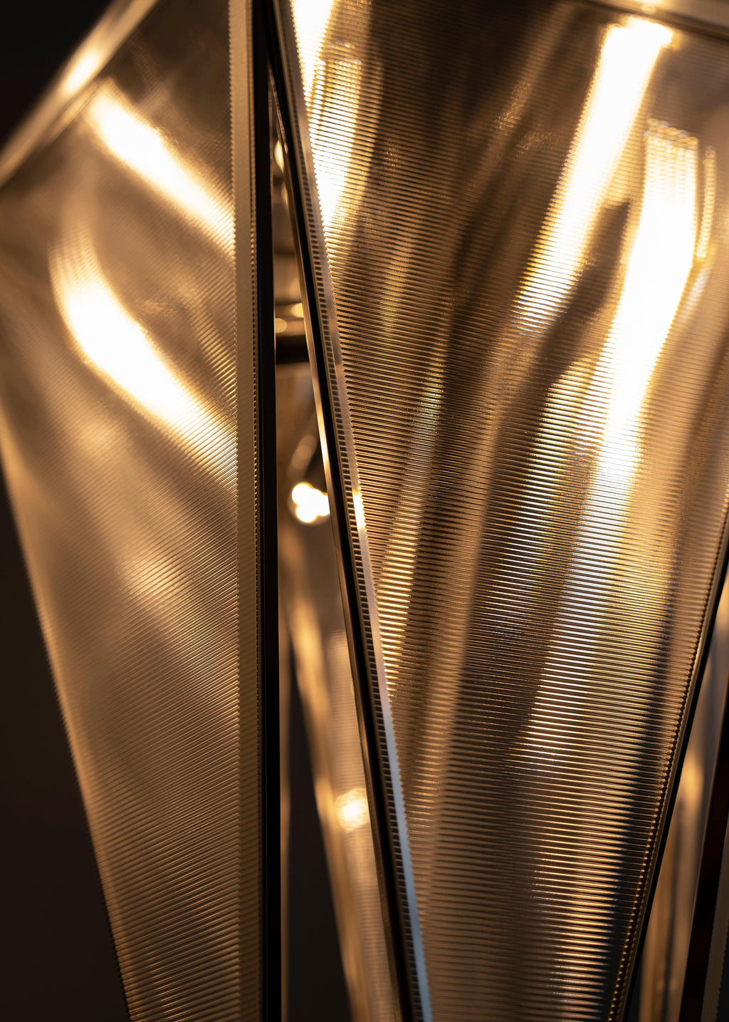Fragment #08 Pendant Light