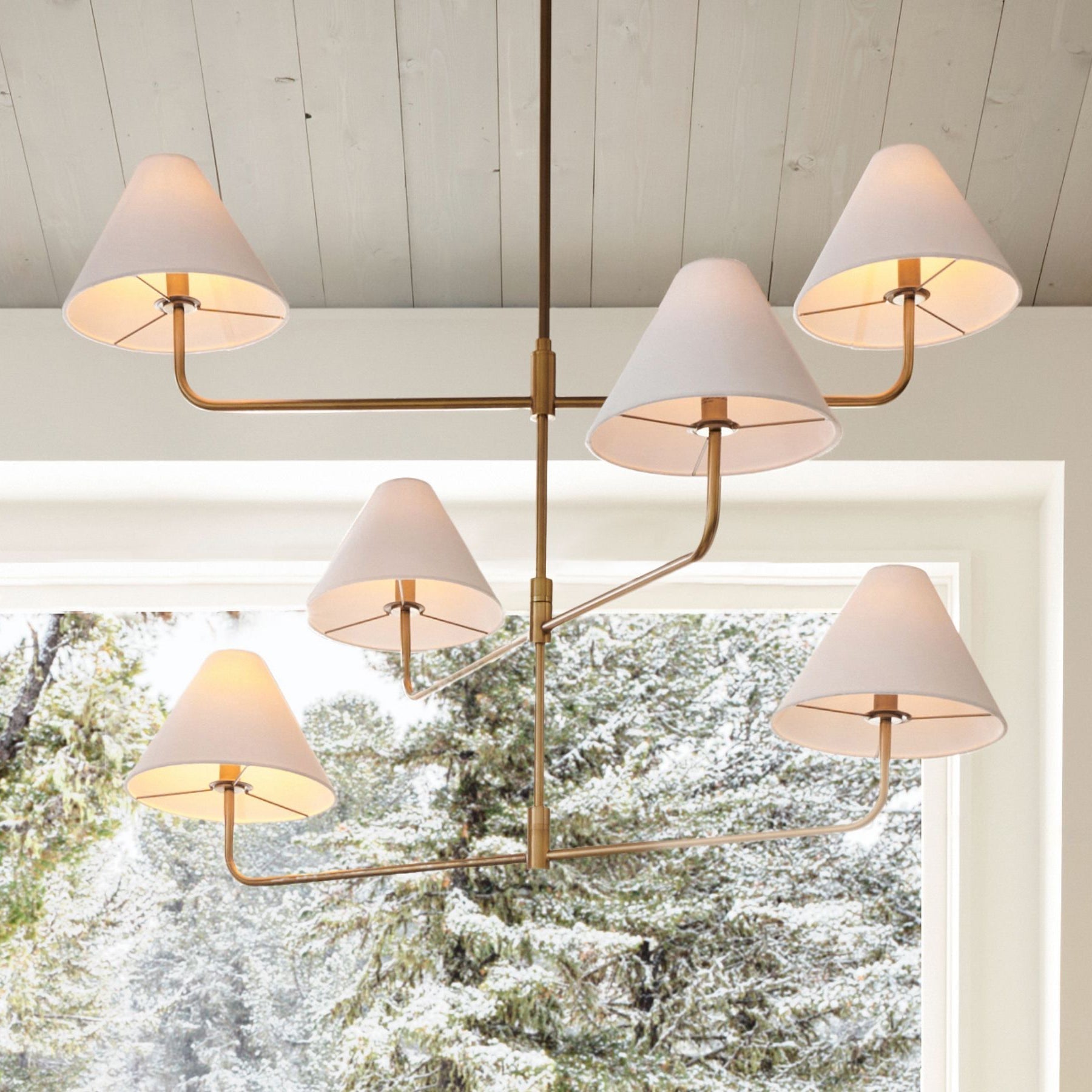 Gia Chandelier