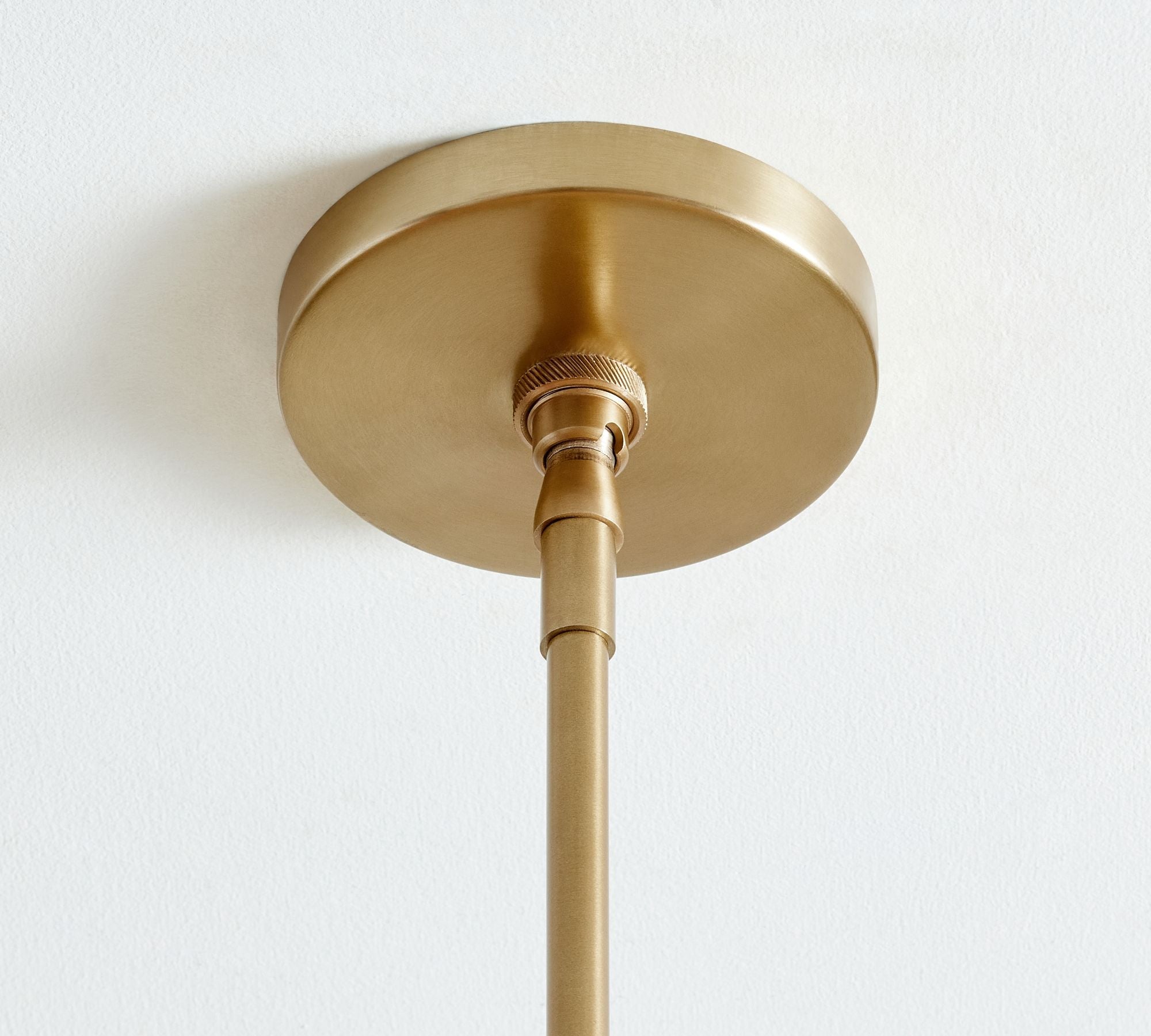 Gia Chandelier