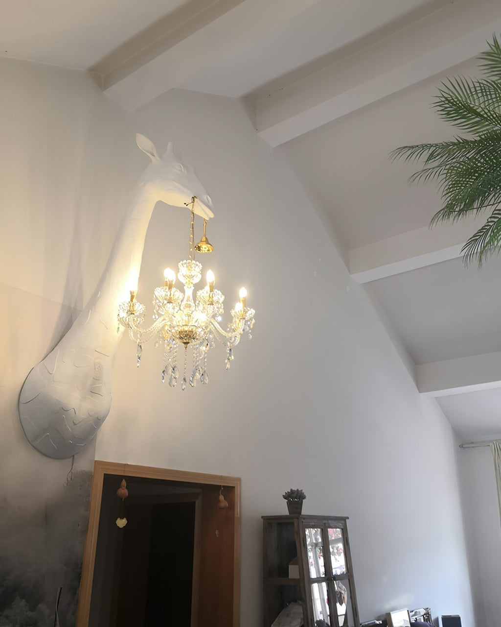 Giraffe Sculpture Wall Lamp