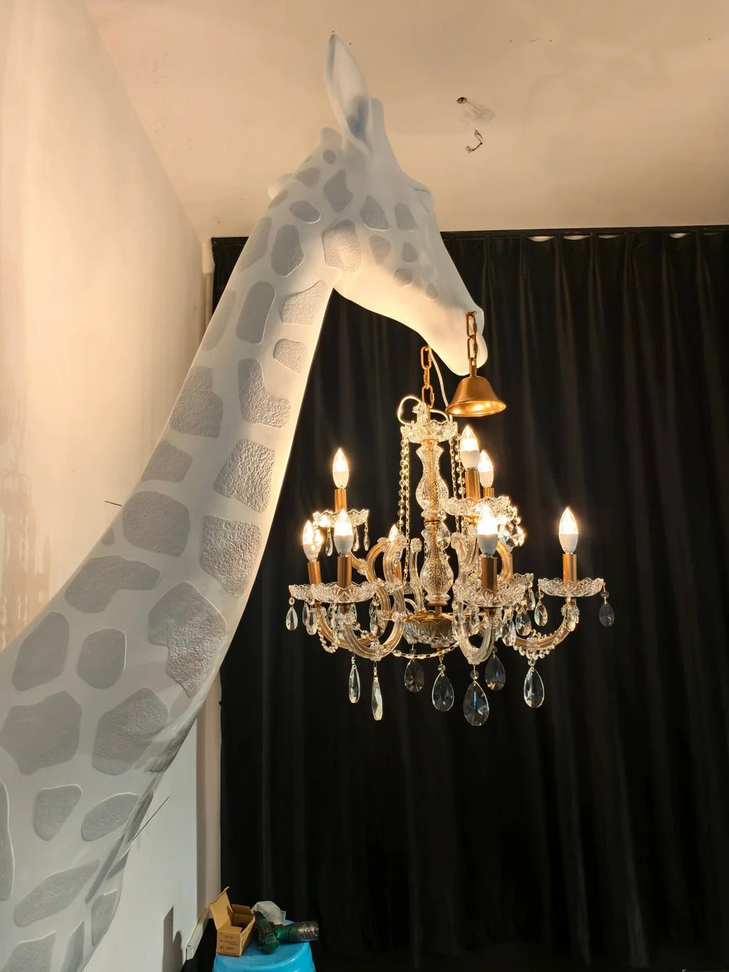 Giraffe Sculpture Wall Lamp