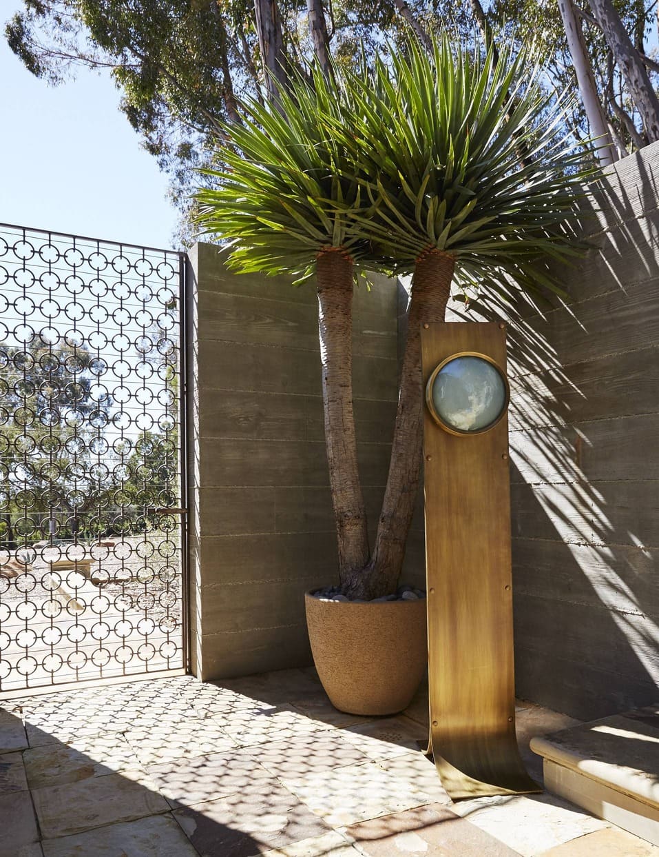 Glory Floor Lamp