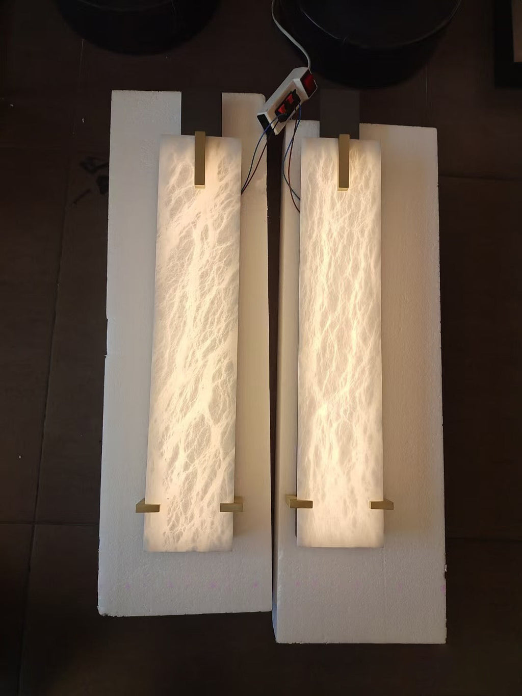Golden Hoop Alabaster Wall Sconce