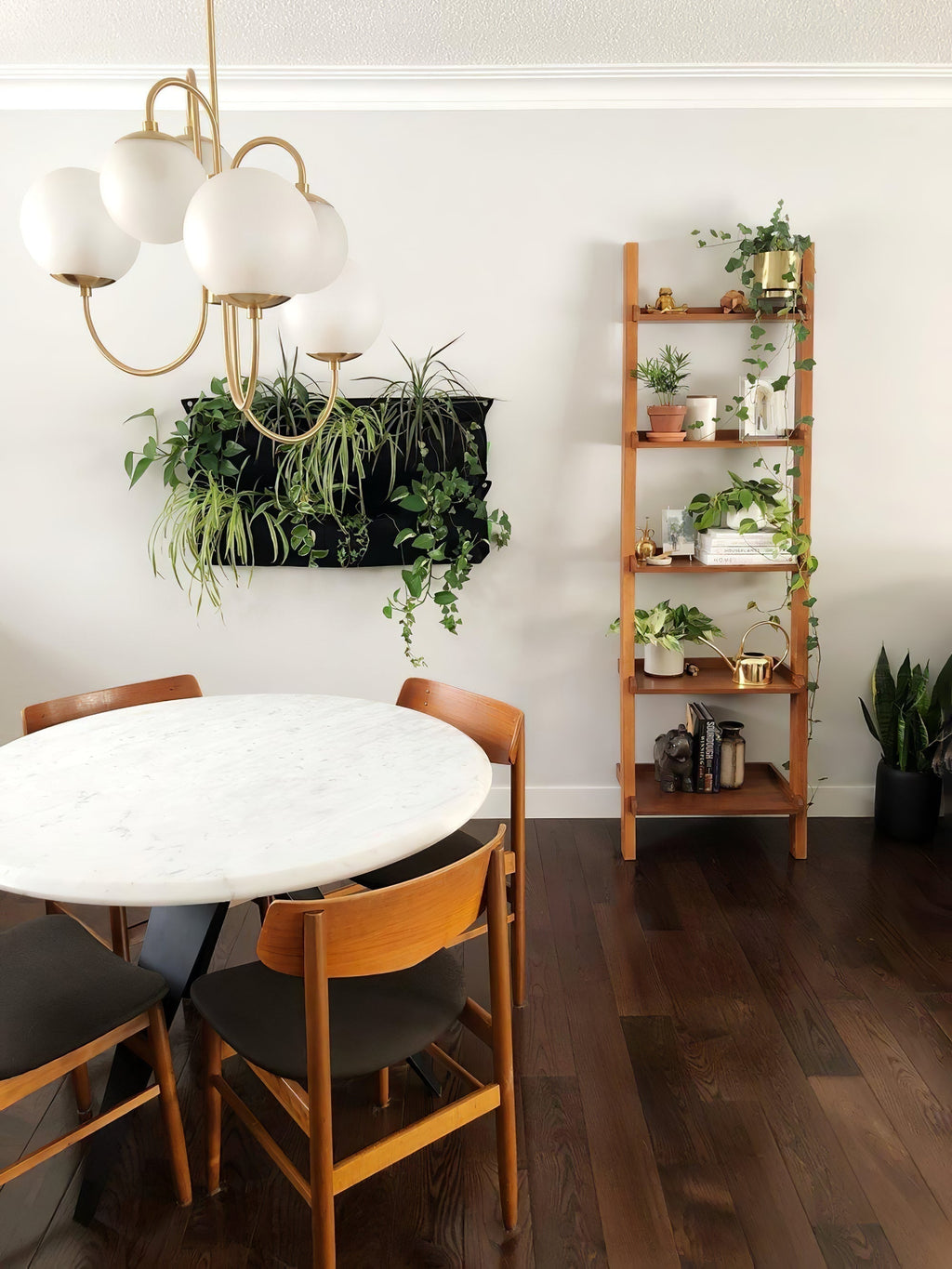 Nakia Chandelier