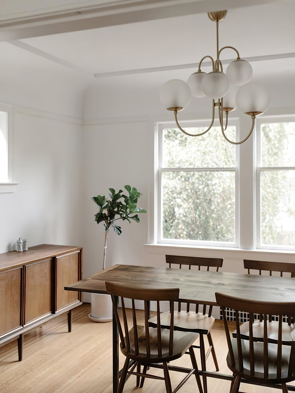 Nakia Chandelier