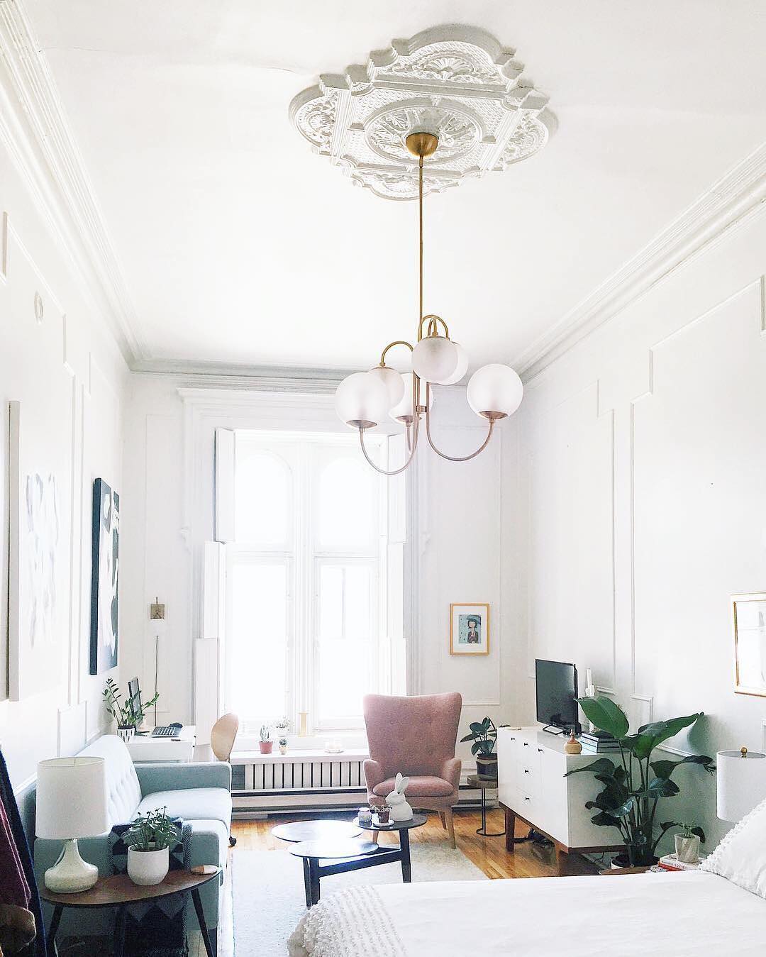 Nakia Chandelier