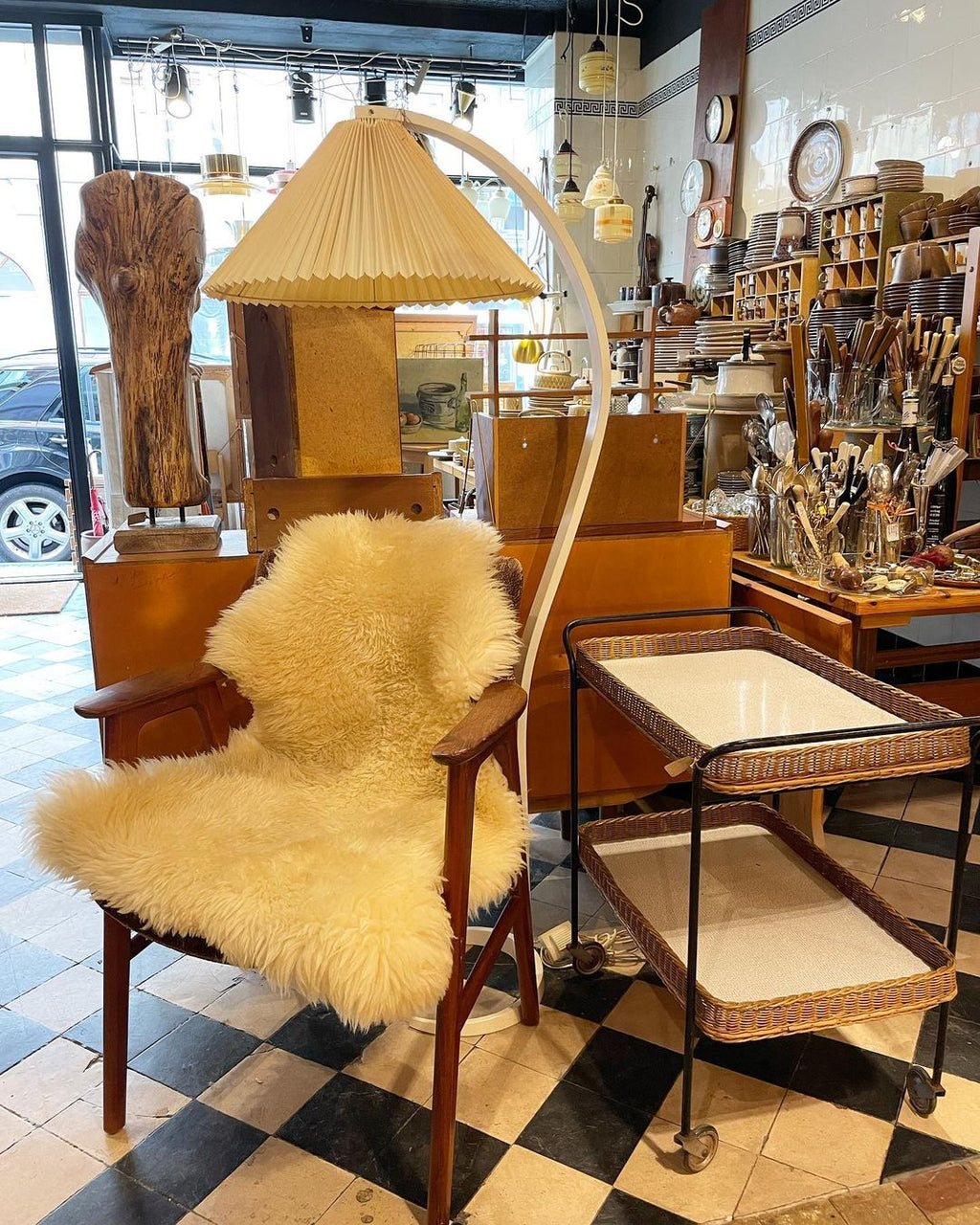 Timberline Floor Lamp