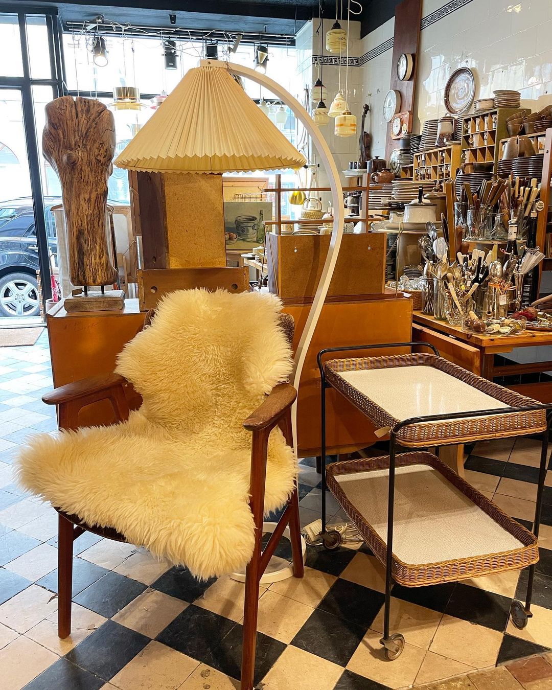 Timberline Floor Lamp