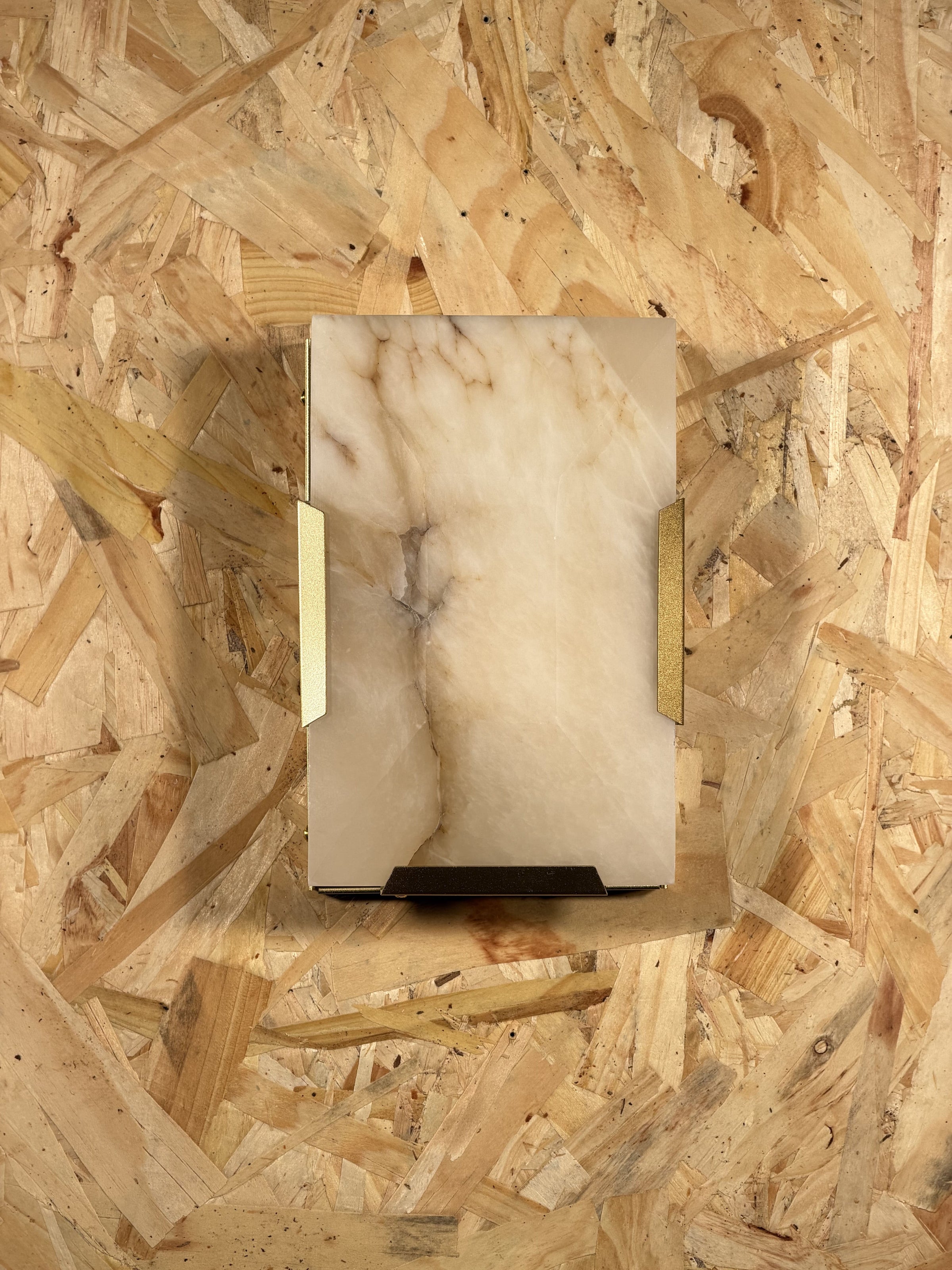 Harlow Alabaster Sconce