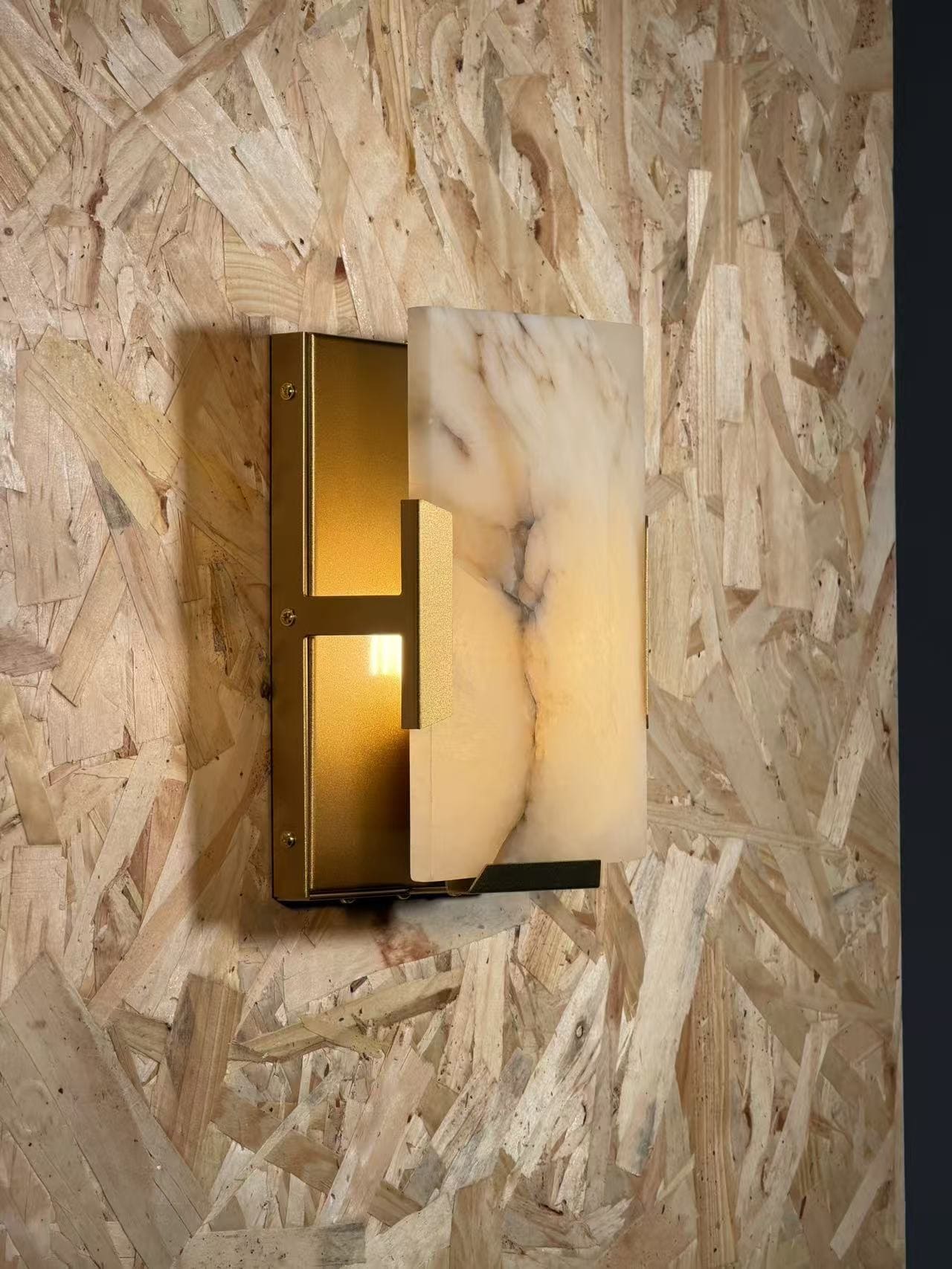 Harlow Alabaster Sconce