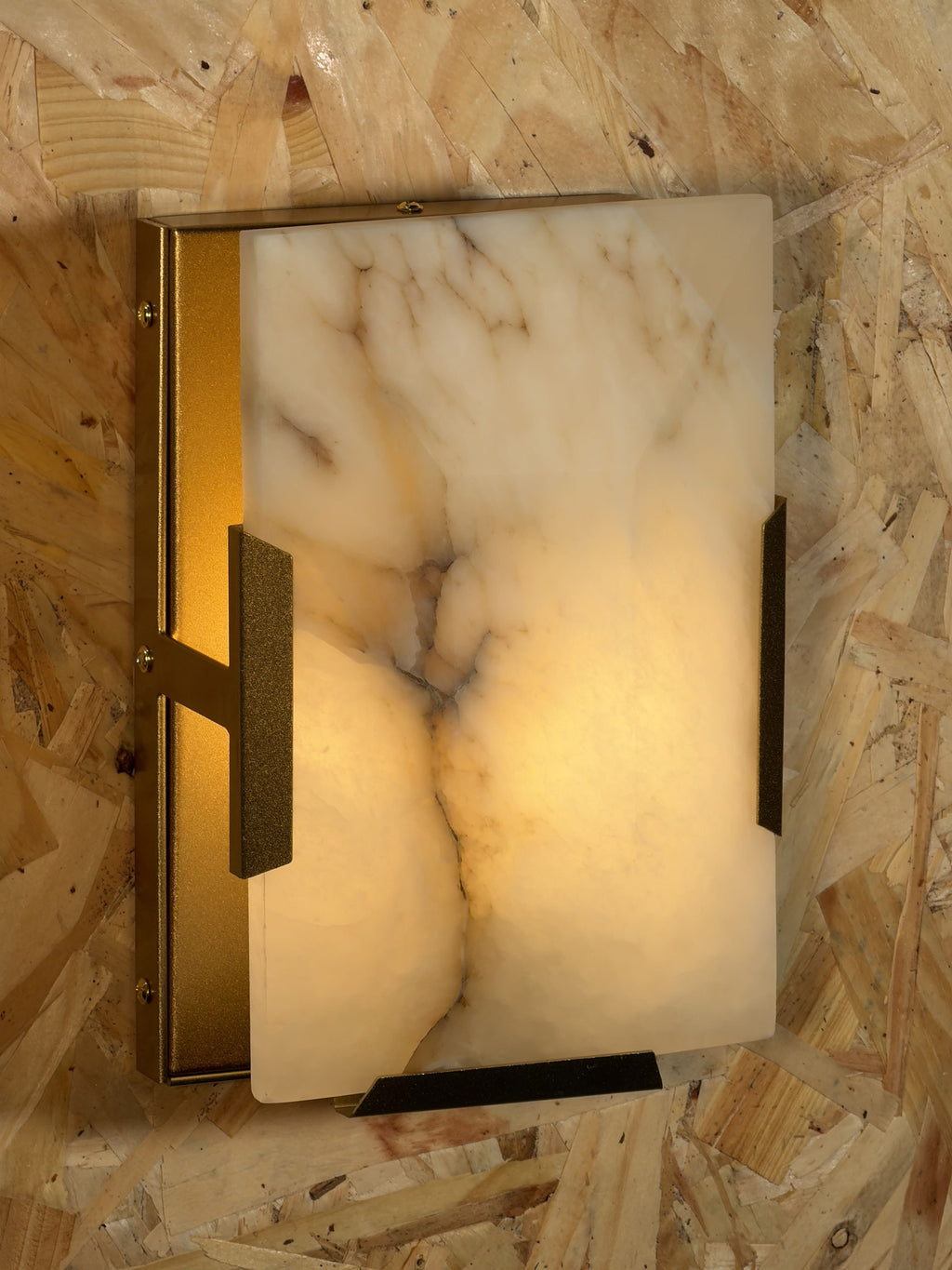 Harlow Alabaster Sconce